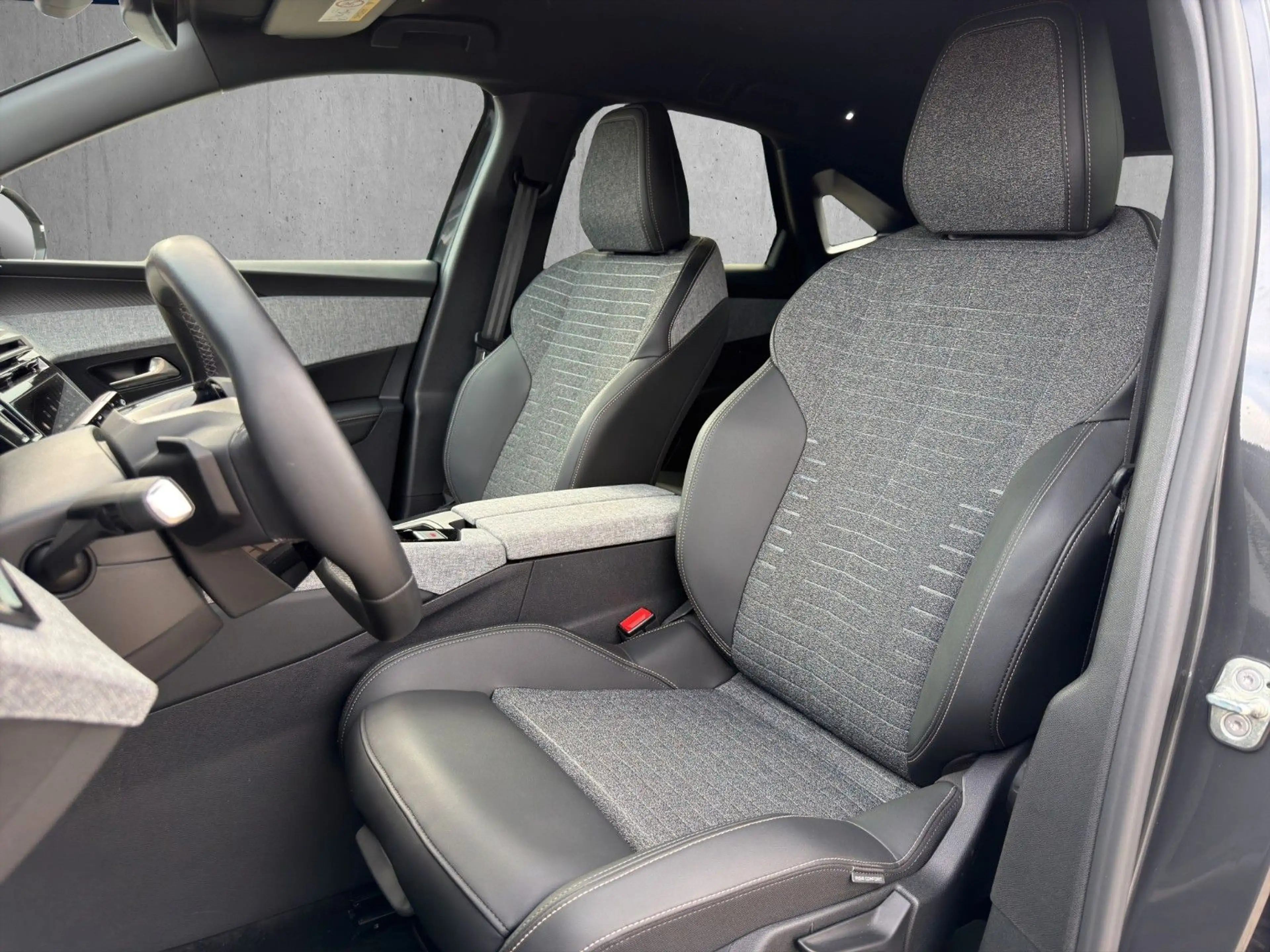 Peugeot 3008 Allure HYBRID 145  *360Kamera*ACC*SHZ — photo 10