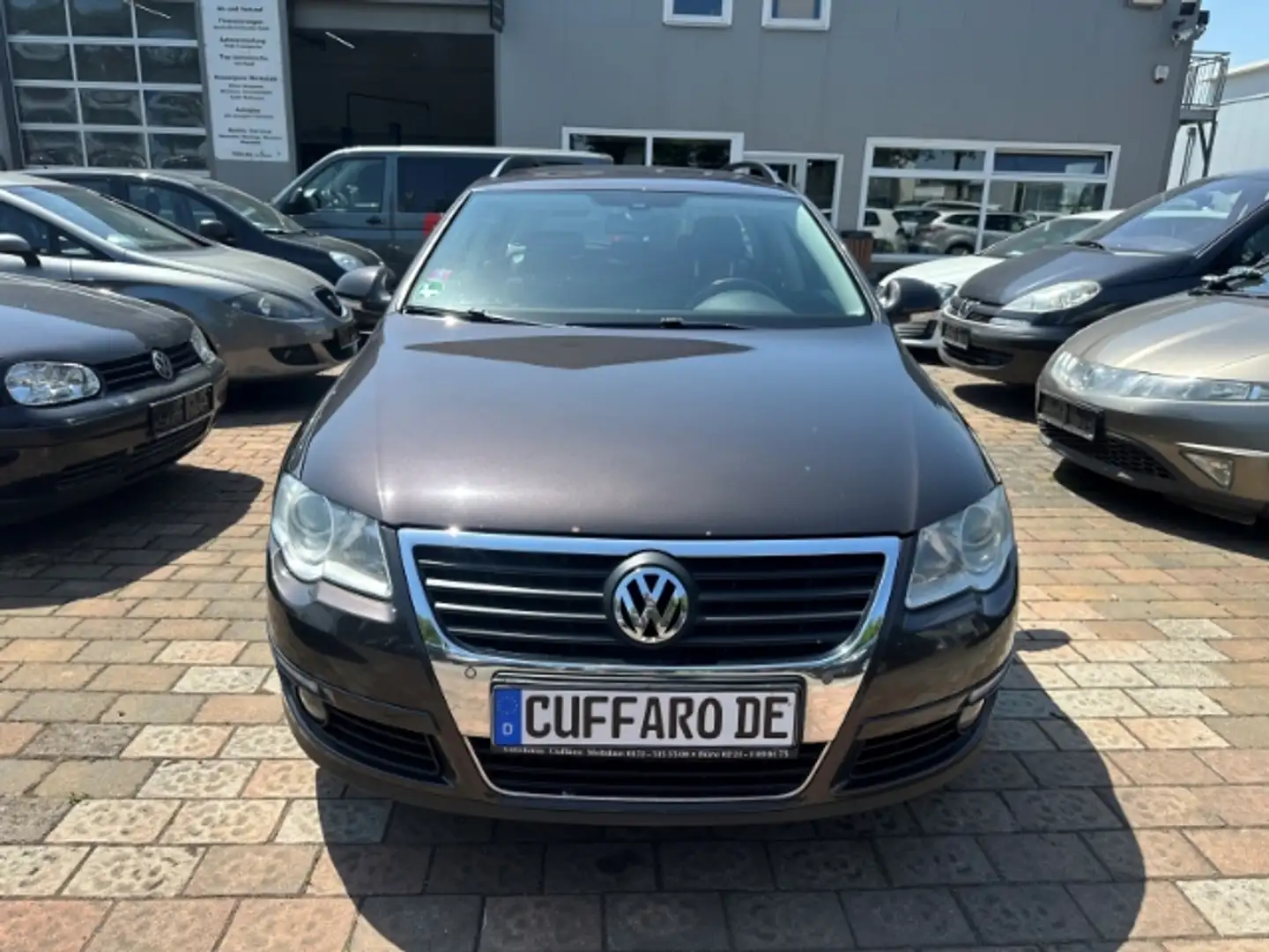 Volkswagen Passat Variant Comfortline 2.0 TDI Braun - 1