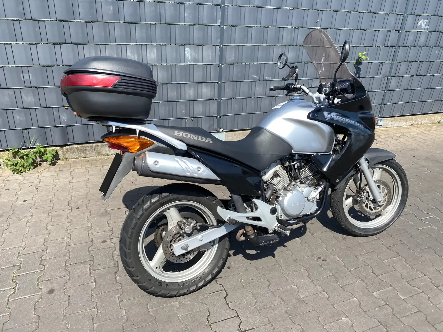 Honda Varadero Varadero XL125V – 2-Zylinder – TÜV neu - 1