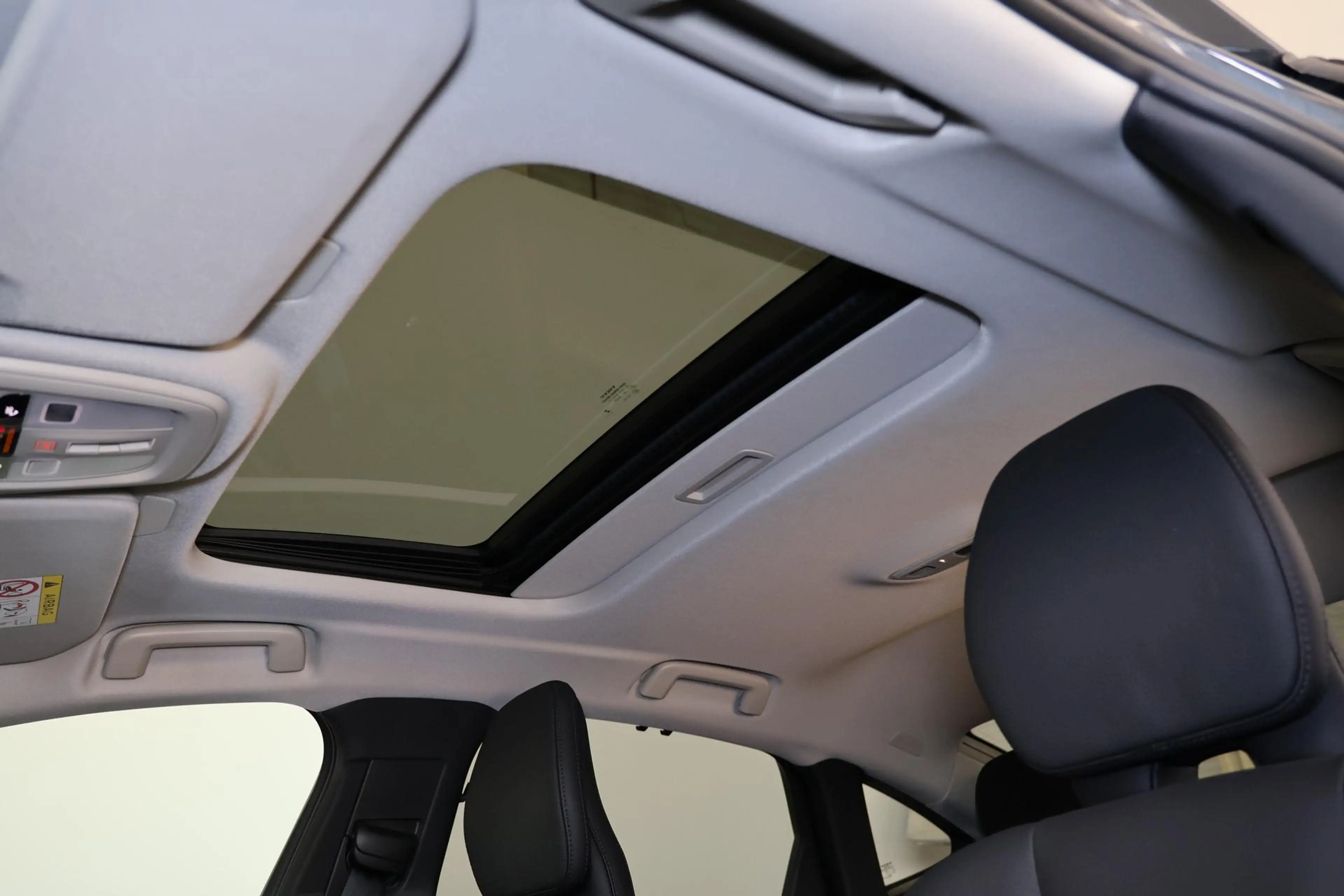 Volvo S90 T8 AWD Plus Dark - Schuif/kanteldak - IntelliSafe — photo 6