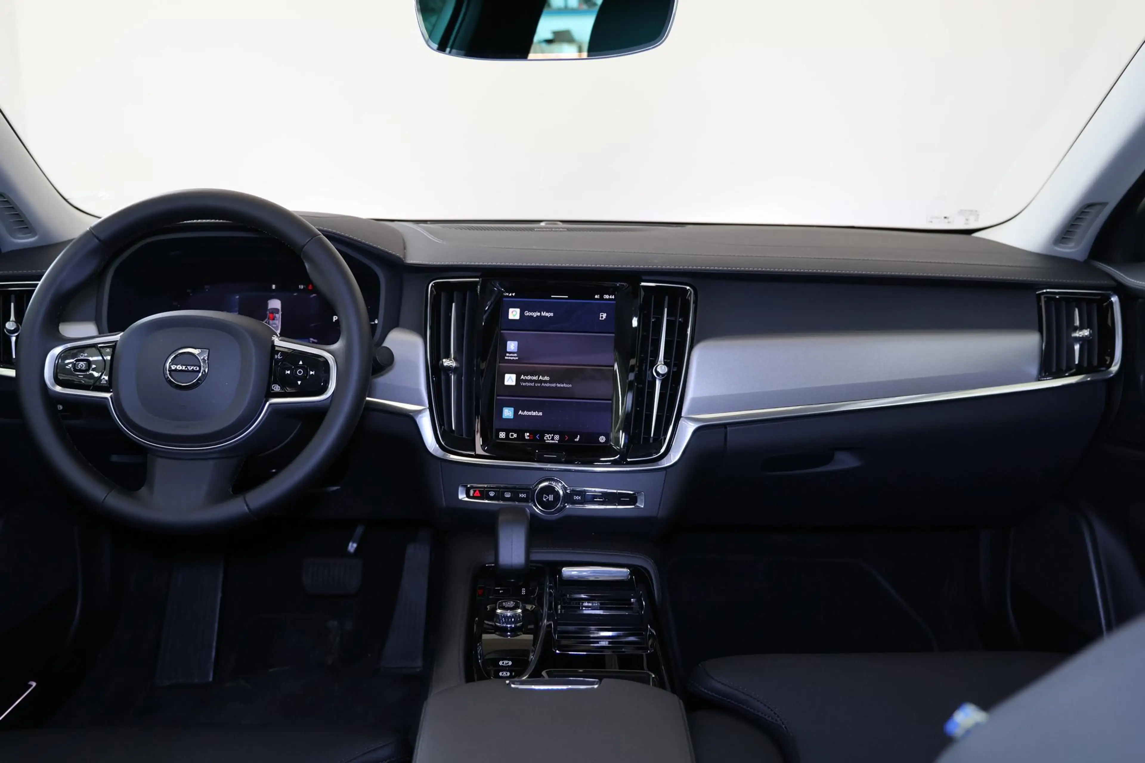 Volvo S90 T8 AWD Plus Dark - Schuif/kanteldak - IntelliSafe — photo 14