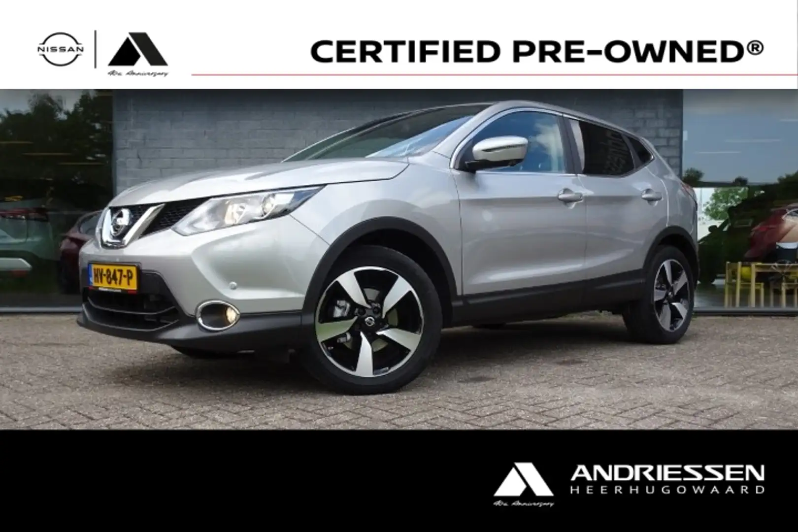 Nissan Qashqai 1.2 DIG-T Connect Edition [Trekhaak + 360-camera] Grijs - 1