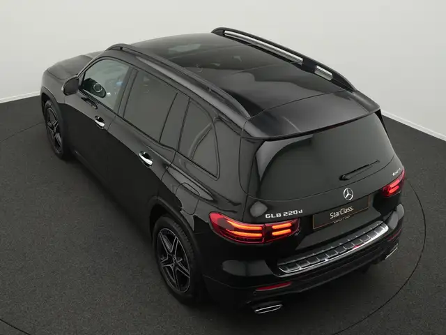 Mercedes-Benz GLB view 13