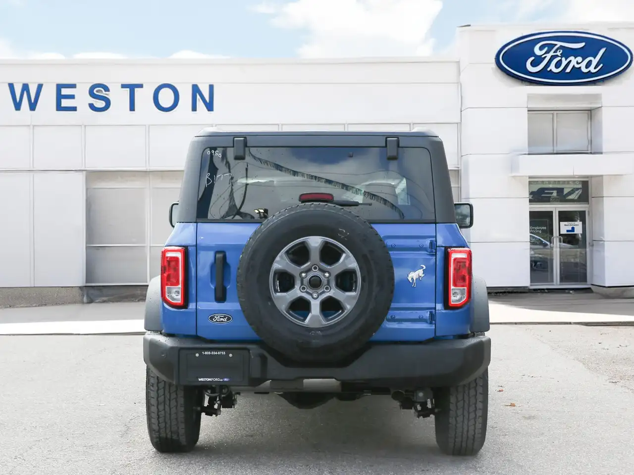 Ford Bronco снимка Ford Bronco