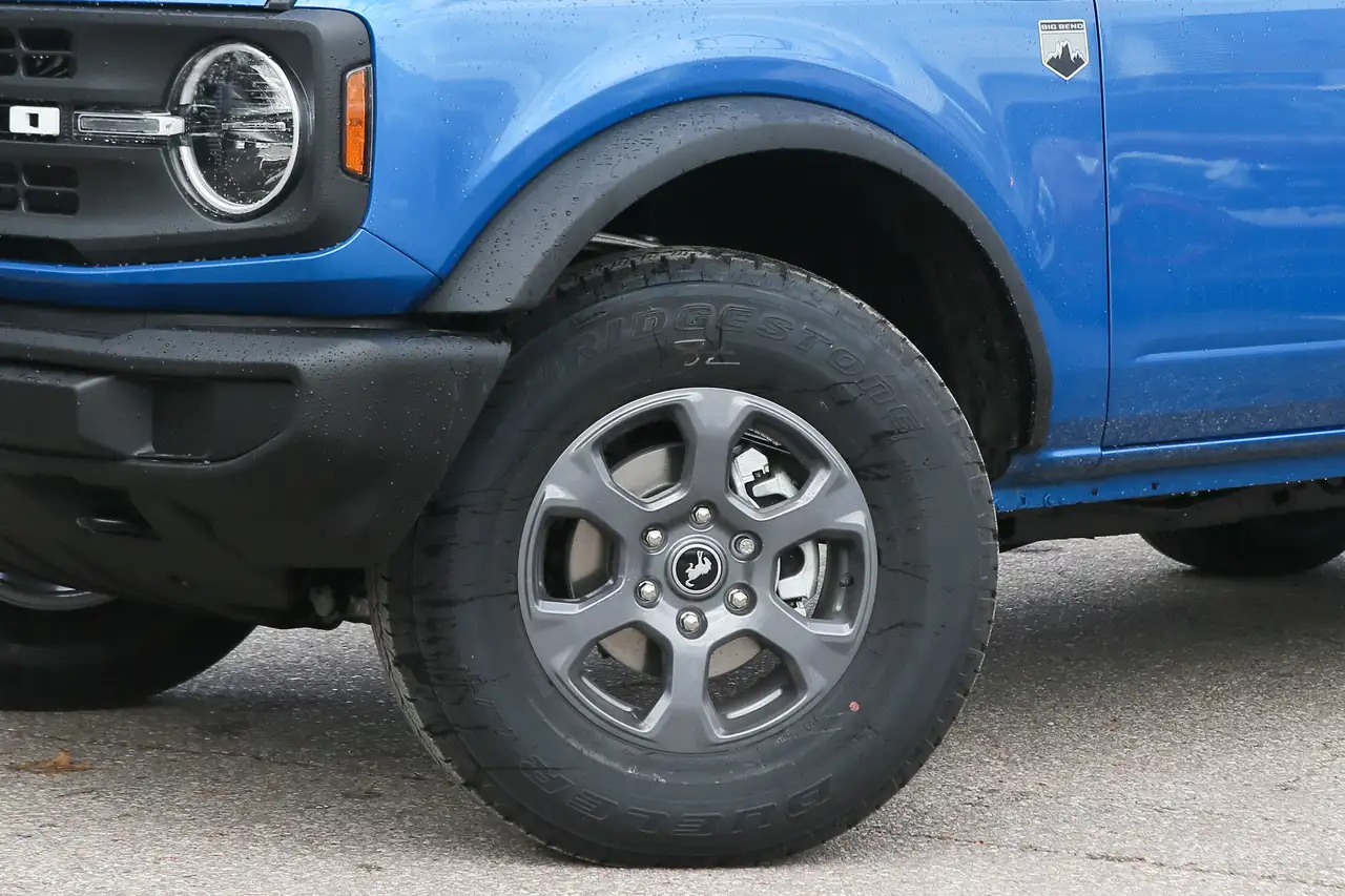 Ford Bronco снимка Ford Bronco