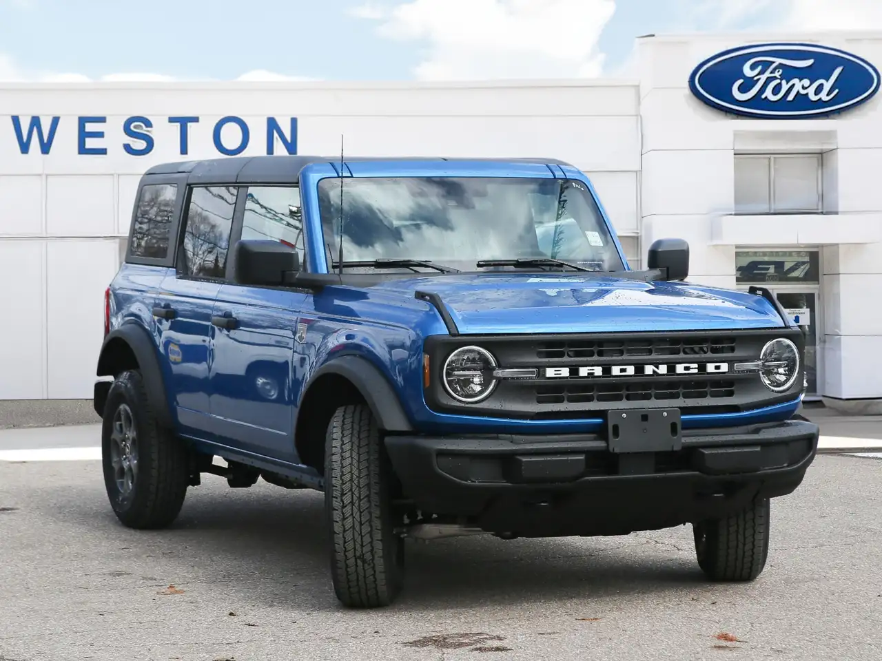 Ford Bronco снимка Ford Bronco
