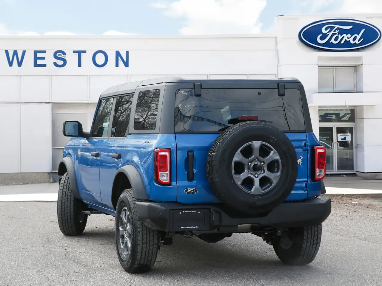 Ford Bronco снимка Ford Bronco