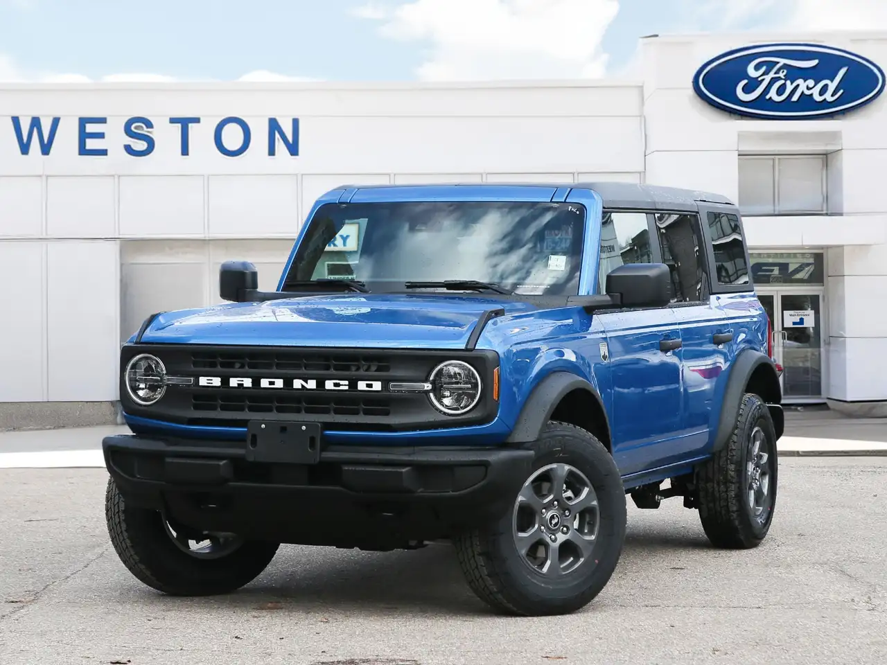 Ford Bronco снимка Ford Bronco