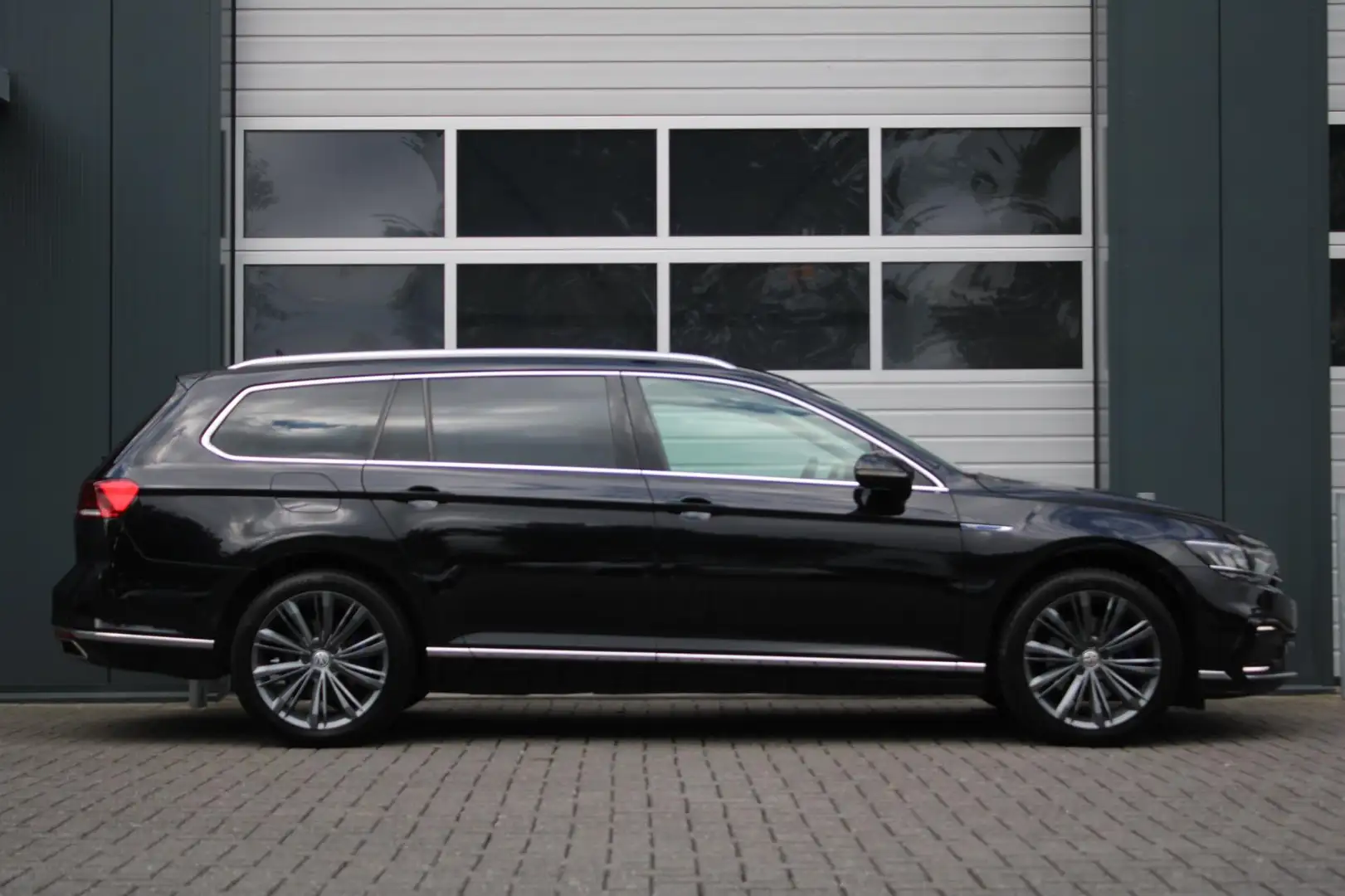 Volkswagen Passat Variant 1.4 TSI PHEV GTE Business ACC/Virtual/LaneAssist/C Noir - 2