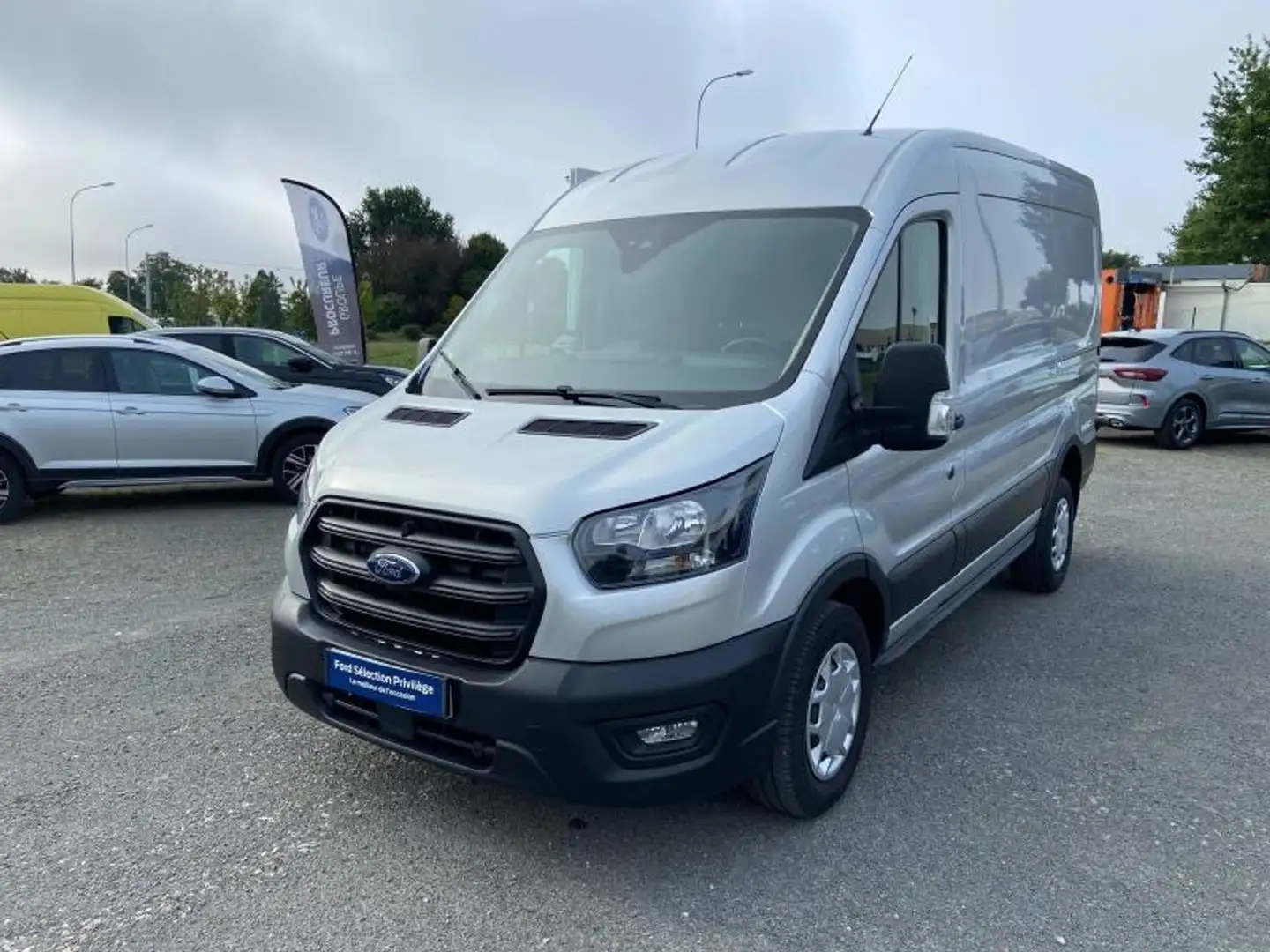 Ford Transit T350 L2H2 2.0 EcoBlue 170ch S\u0026S Trend Business BVA Grau - 1