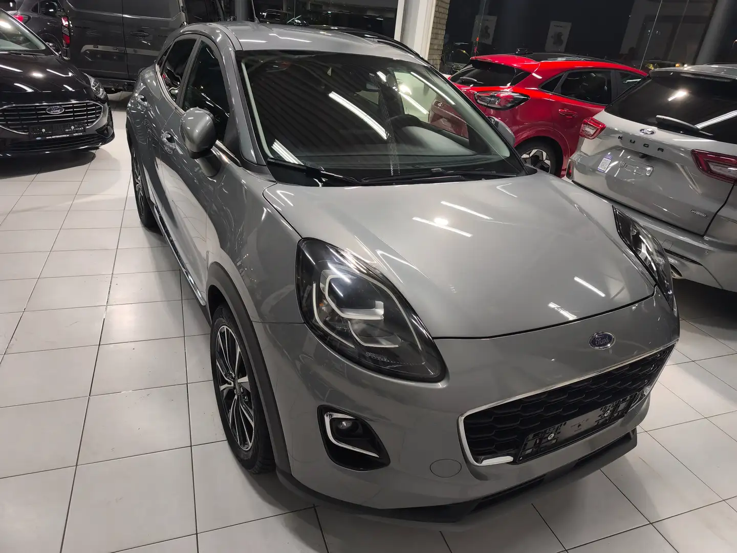 Ford Puma Puma 1.0 EcoBoost mHEV Titanium AUTOMATIQUE Gris - 1