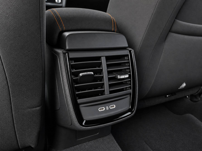 Skoda Kamiq Style 1.0TSI 110PS Tempomat PDC Kamera LED 16" Alu — photo 12