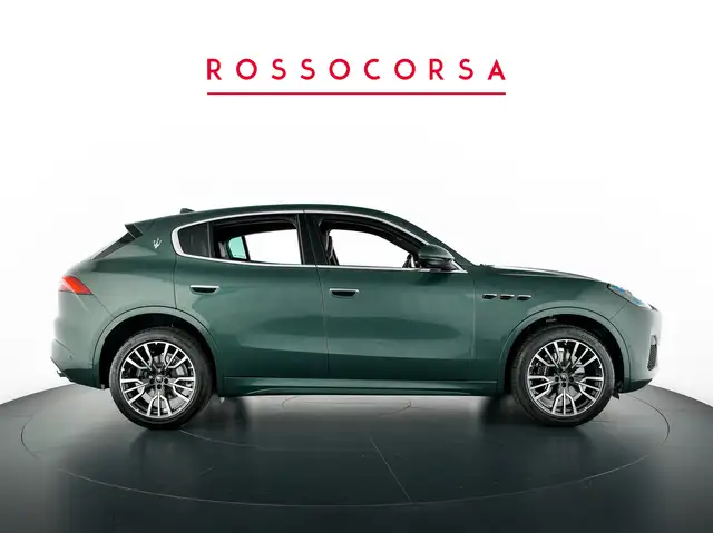 Maserati Grecale view 3