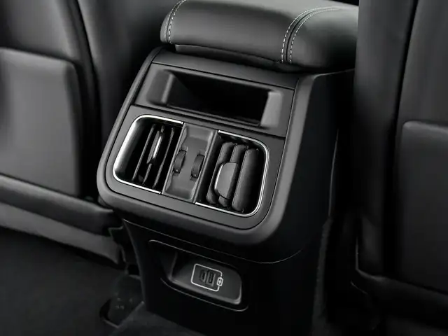 Maserati Grecale view 14