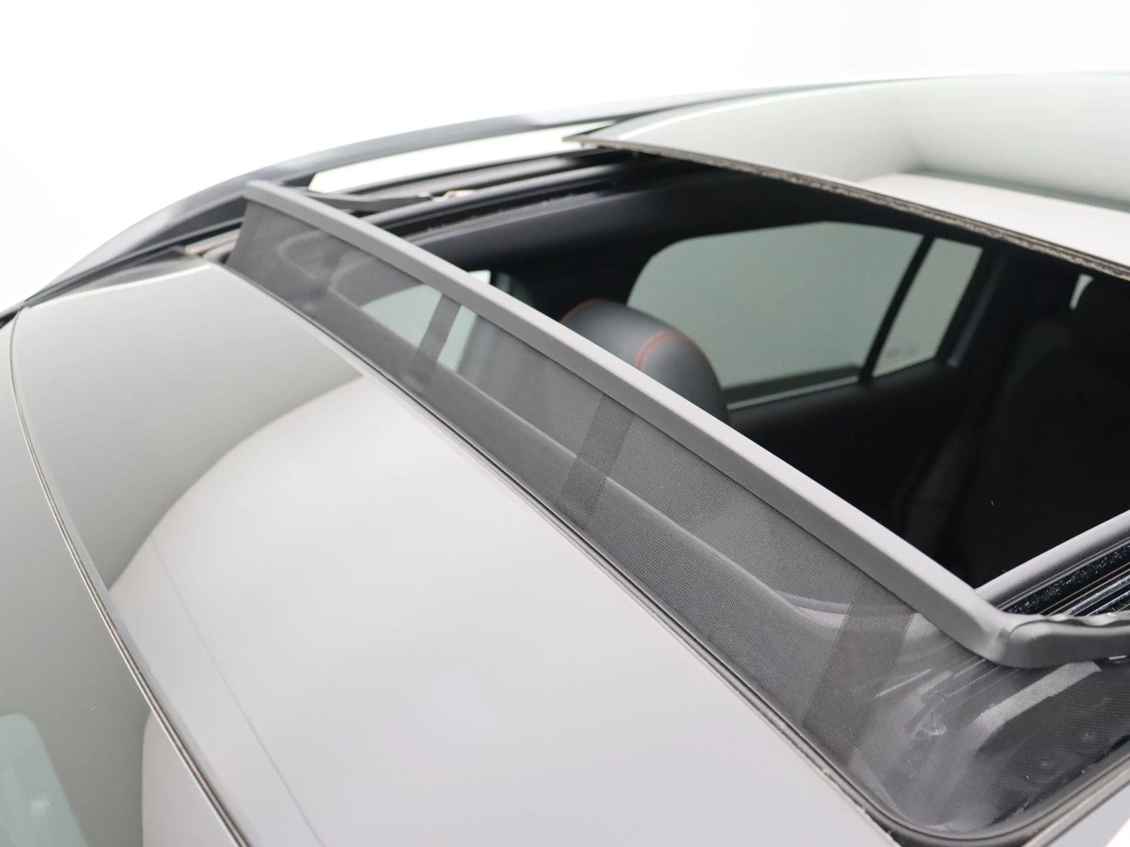 Mercedes-Benz EQB 250 250+ Business Star Edition + PANO DAK + BURMESTER — photo 12