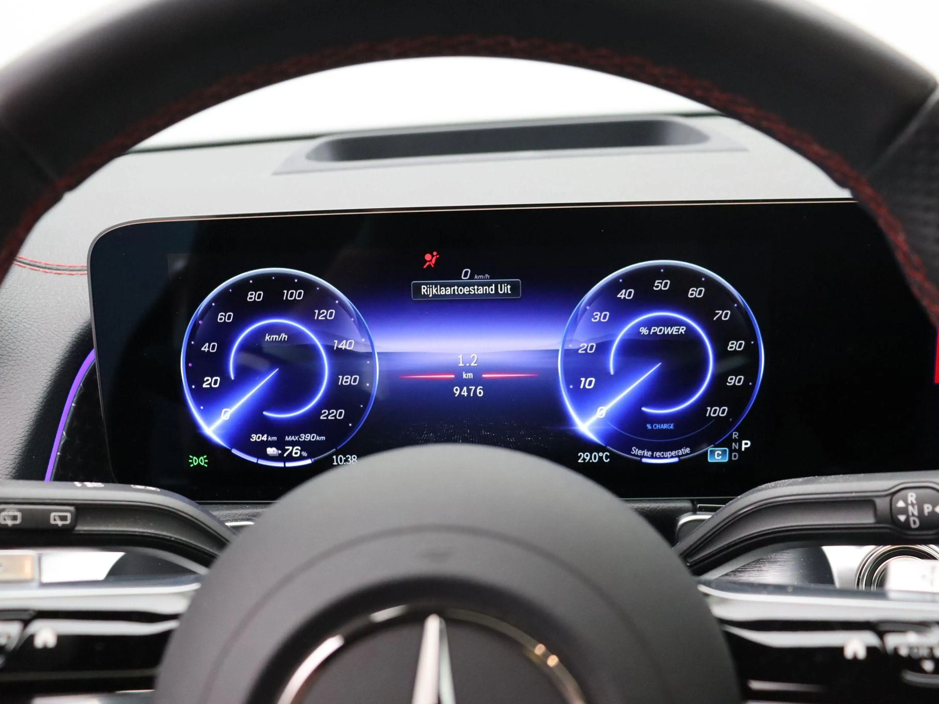Mercedes-Benz EQB 250 250+ Business Star Edition + PANO DAK + BURMESTER — photo 13
