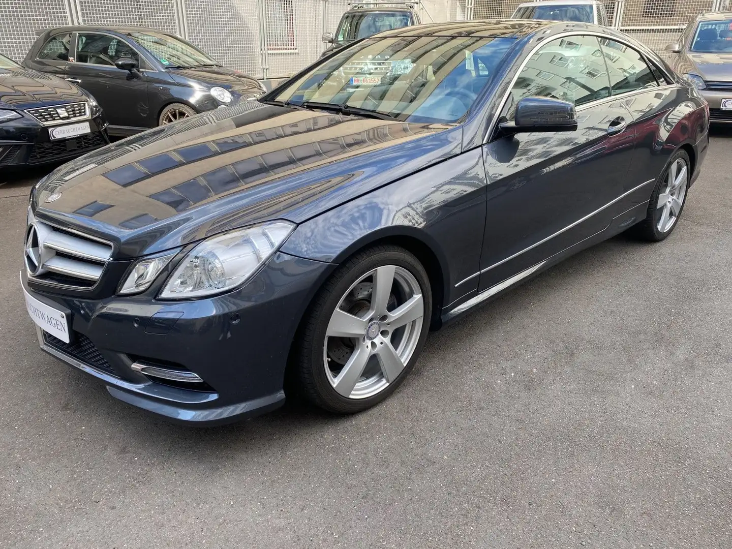 Mercedes-Benz E 200 Coupe AMG/Aut7g/Pano/BiXenon/Memory/MBShef Grigio - 1