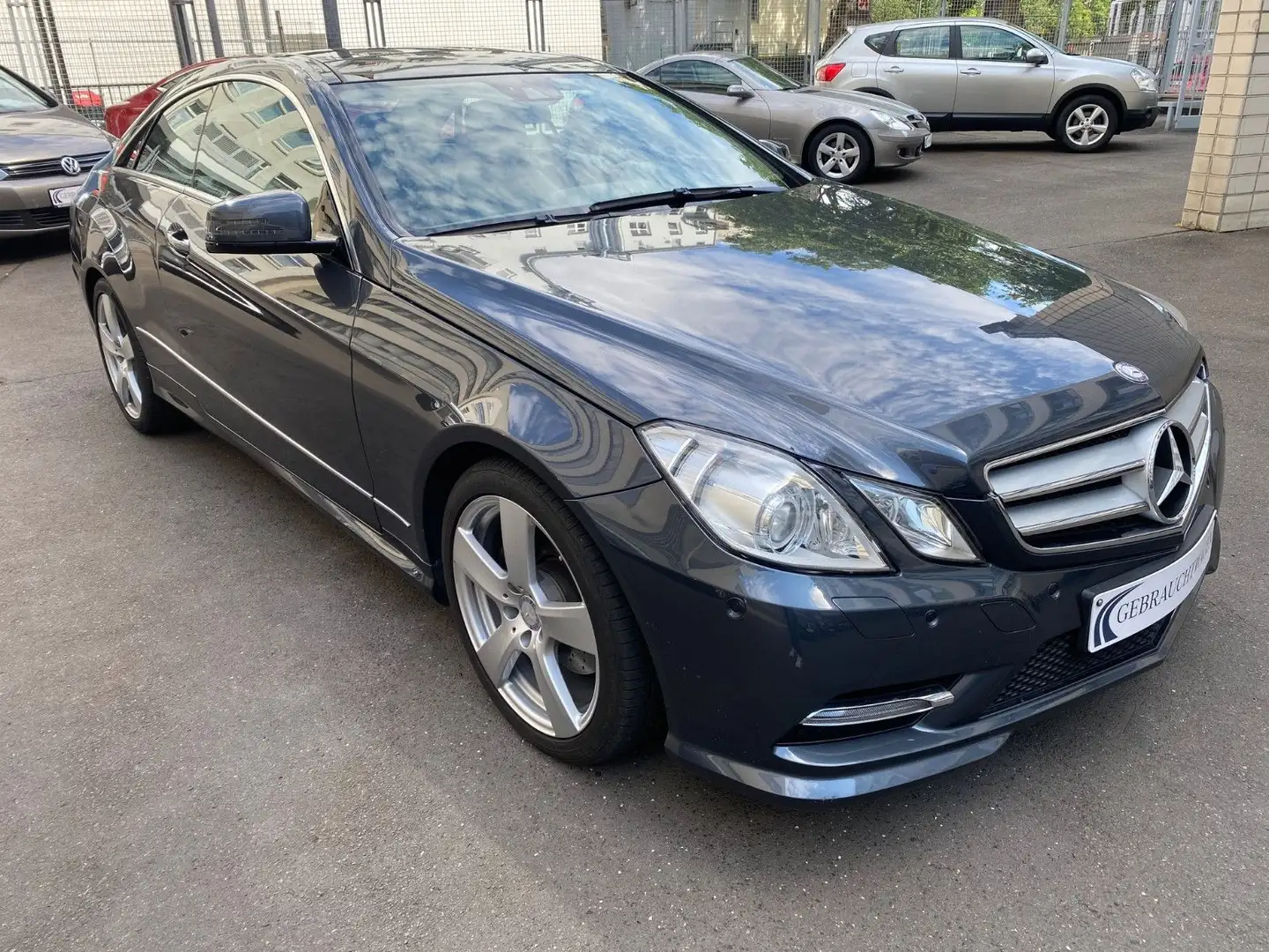Mercedes-Benz E 200 Coupe AMG/Aut7g/Pano/BiXenon/Memory/MBShef Grigio - 2