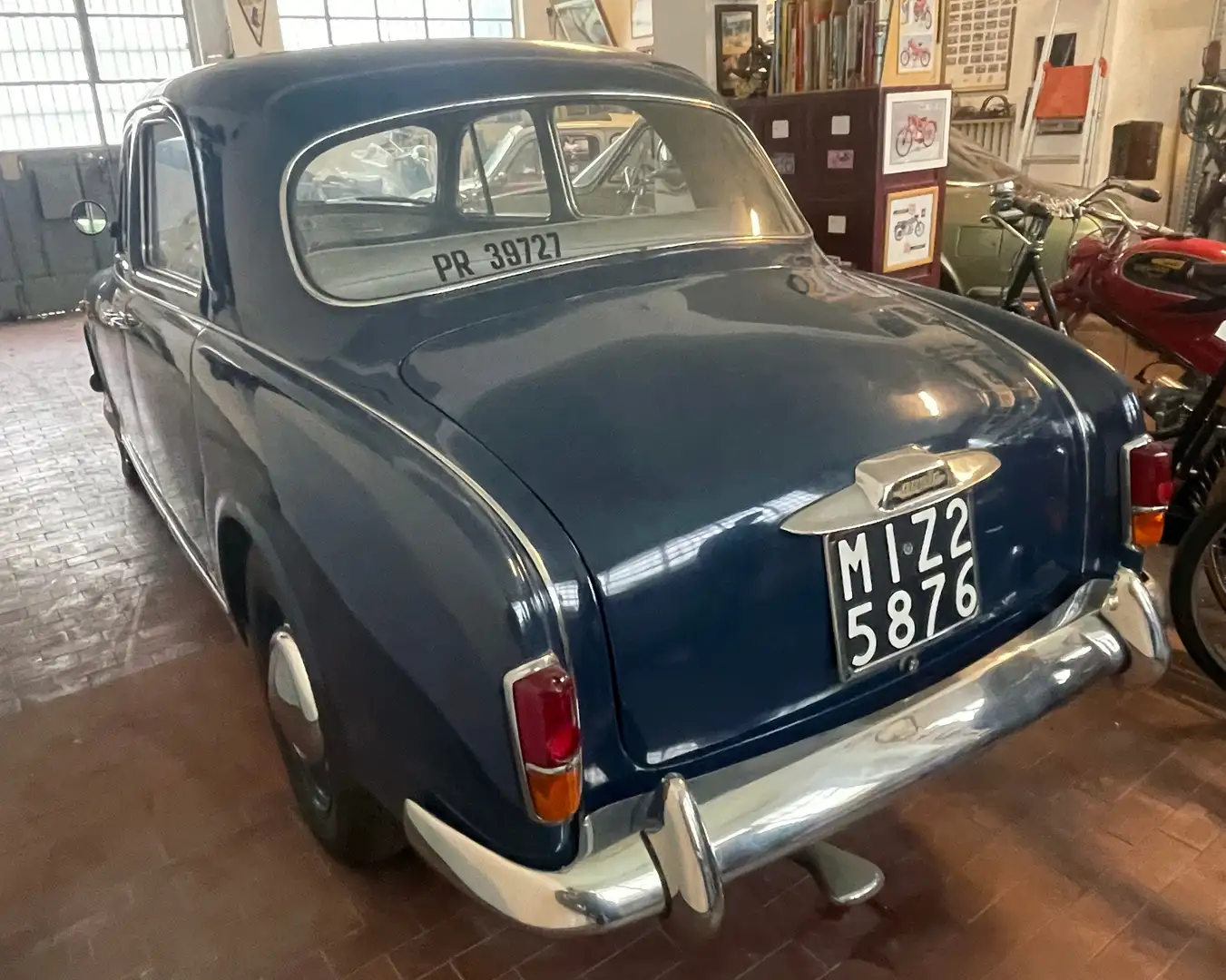 Lancia Appia II serie Albastru - 2