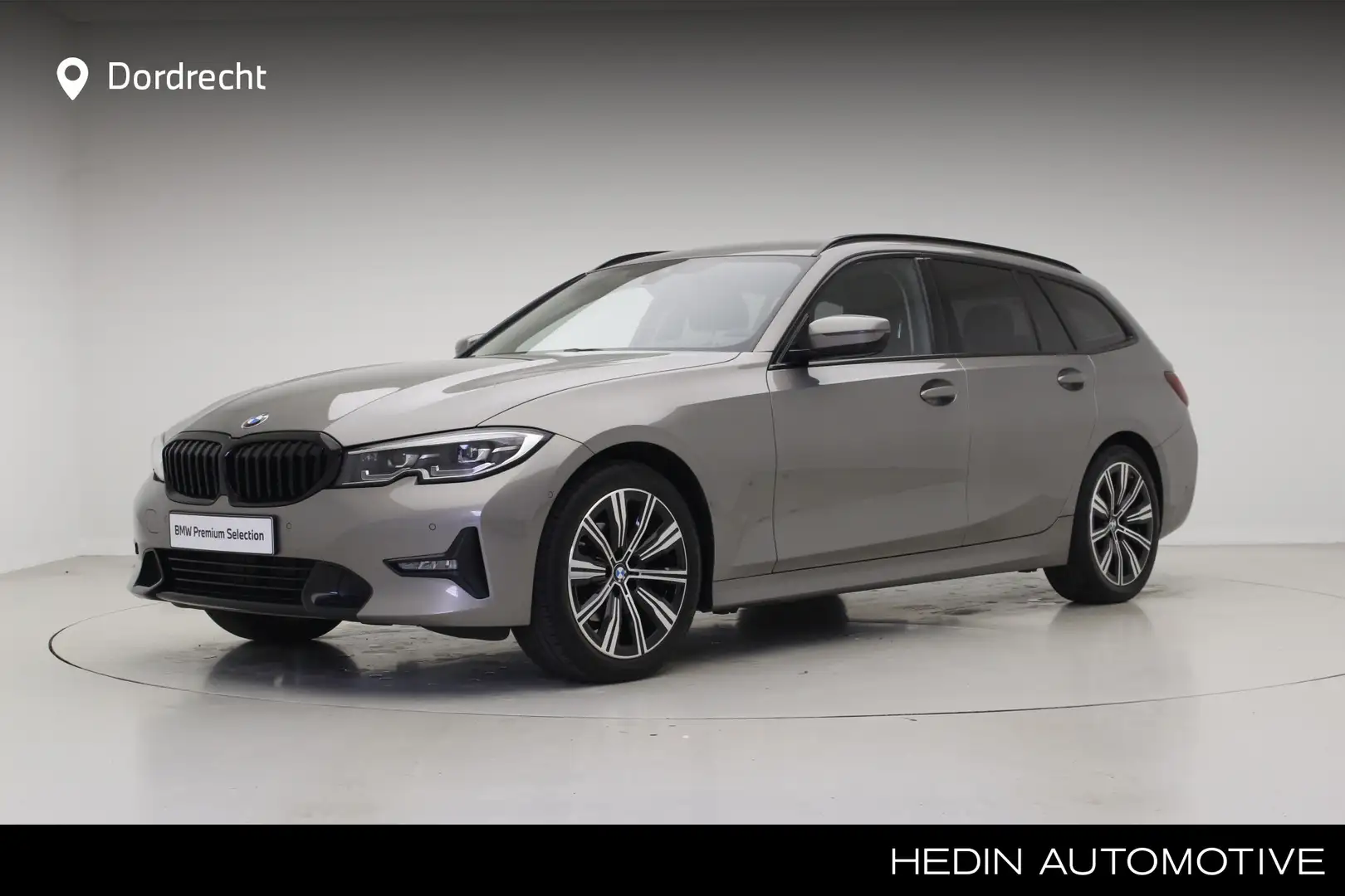BMW 318 3-serie Touring 318i Sportline | Camera | Stoelver Grijs - 1