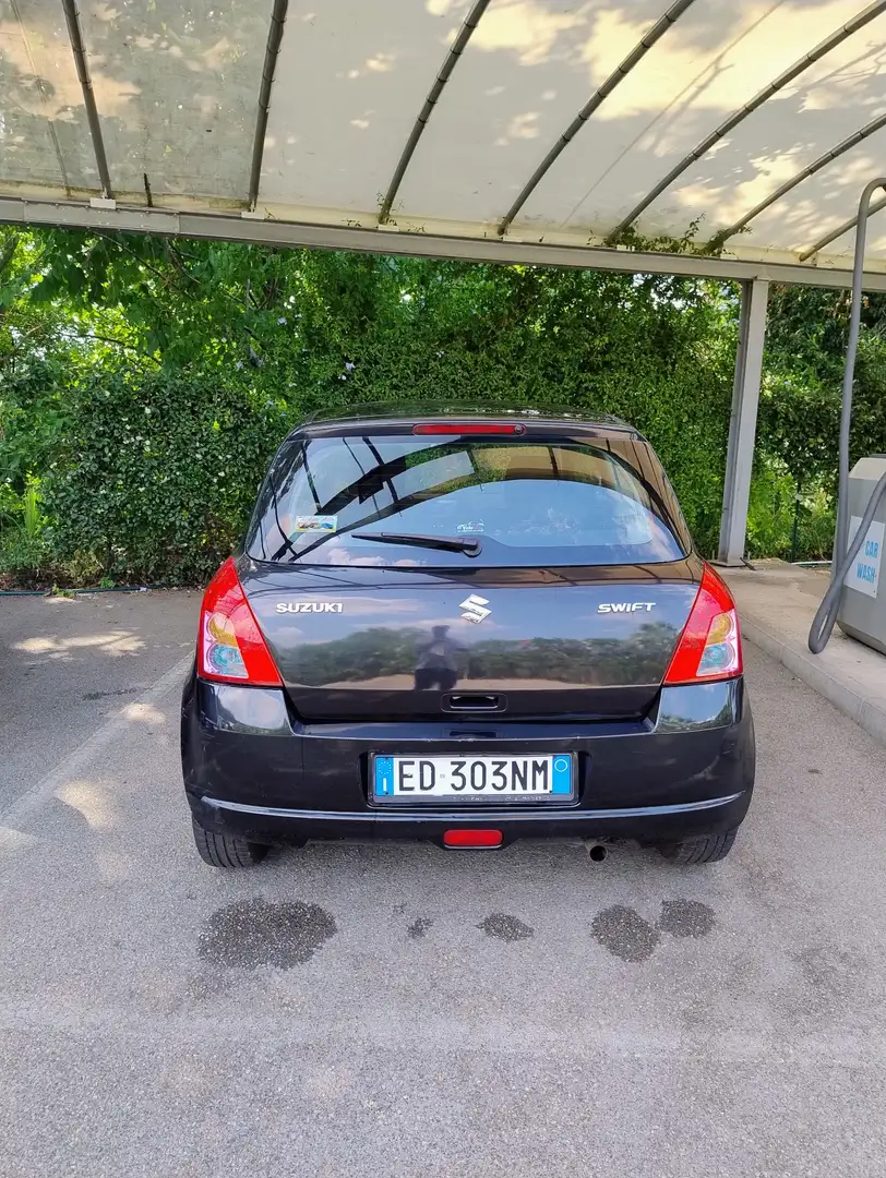 Suzuki Swift 1.3 GS - 1
