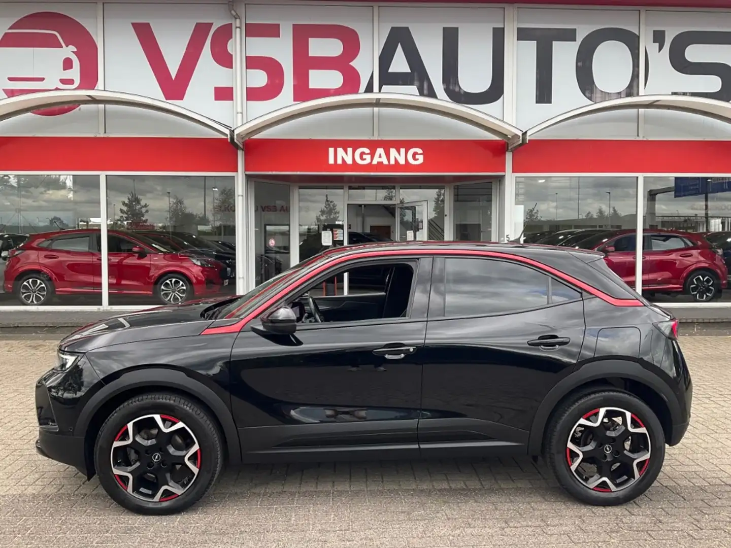 Opel Mokka 1.2 Turbo AUT GS LINE 130PK AUT. NAVI LED CAMERA C Zwart - 2