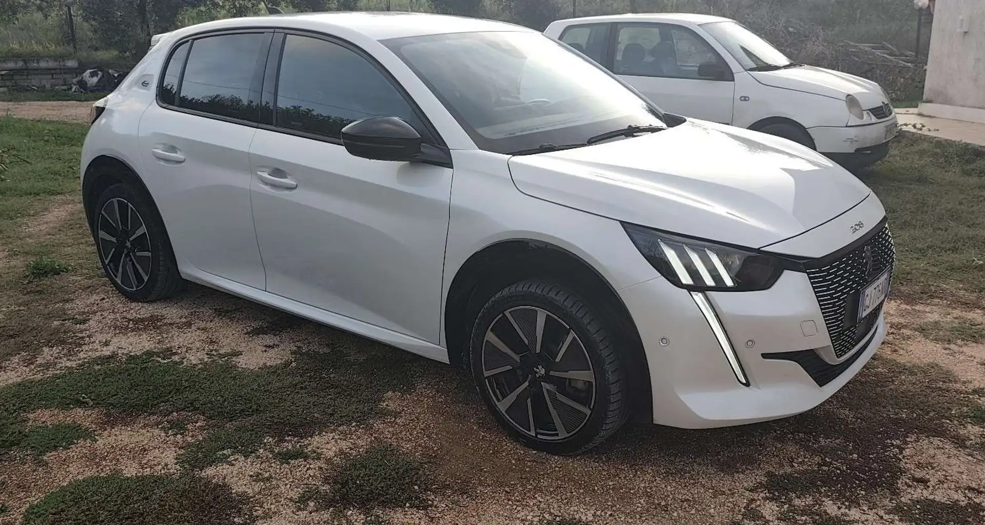 Peugeot e-208 gt - 2