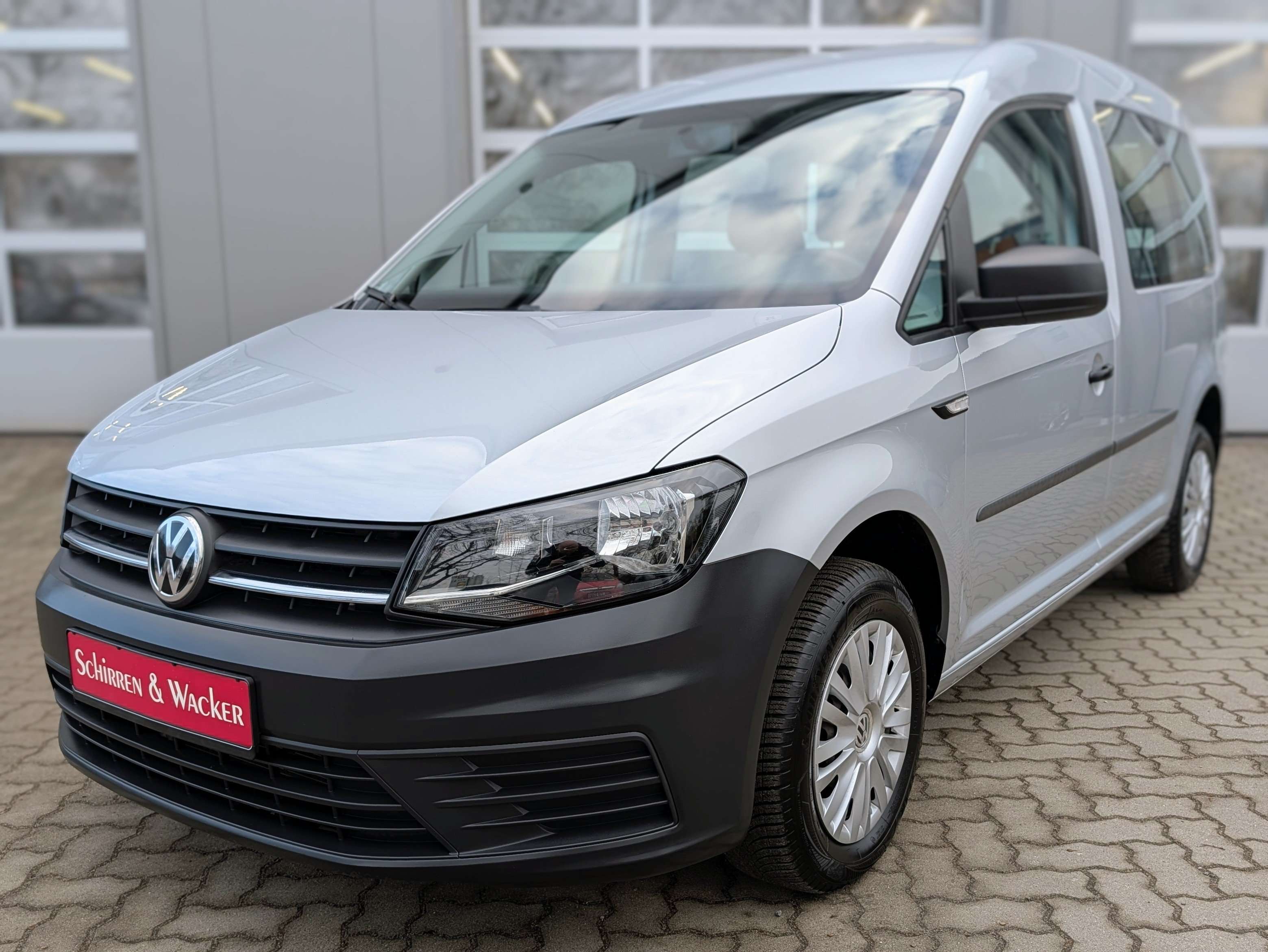 Second hand Volkswagen Caddy 