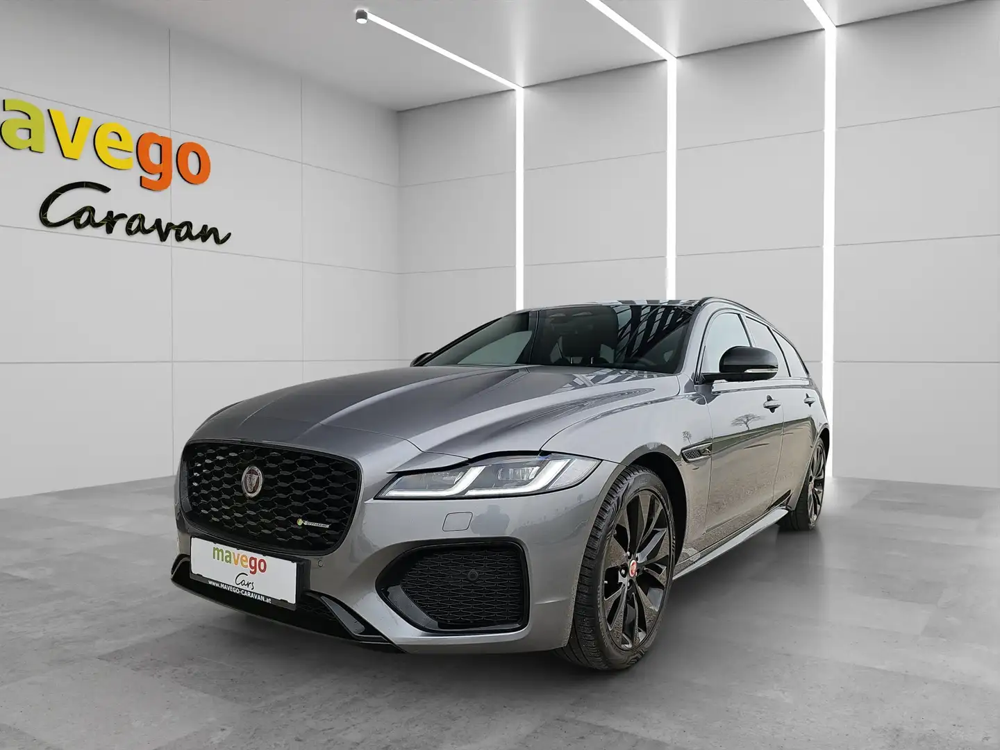 Jaguar XF Sportbrake D200 AWD R-Dynamic Black Aut. Gris - 1