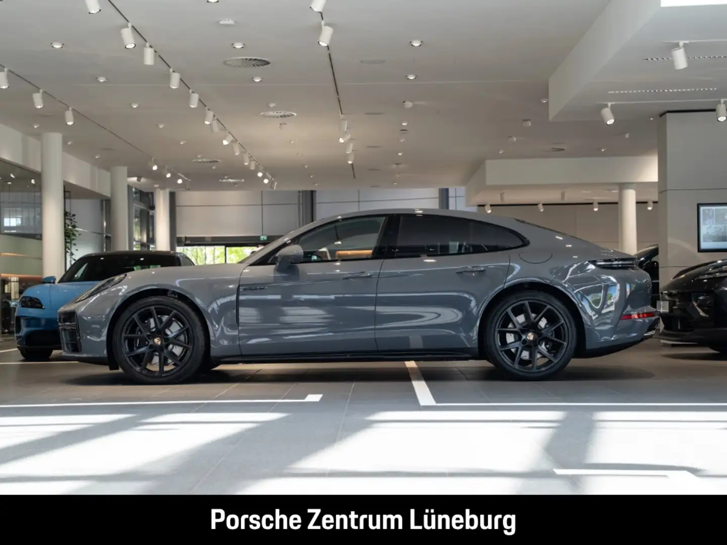 Porsche Panamera 4 E-Hybrid HA-Lenkung InnoDrive Head-Up Grau - 2