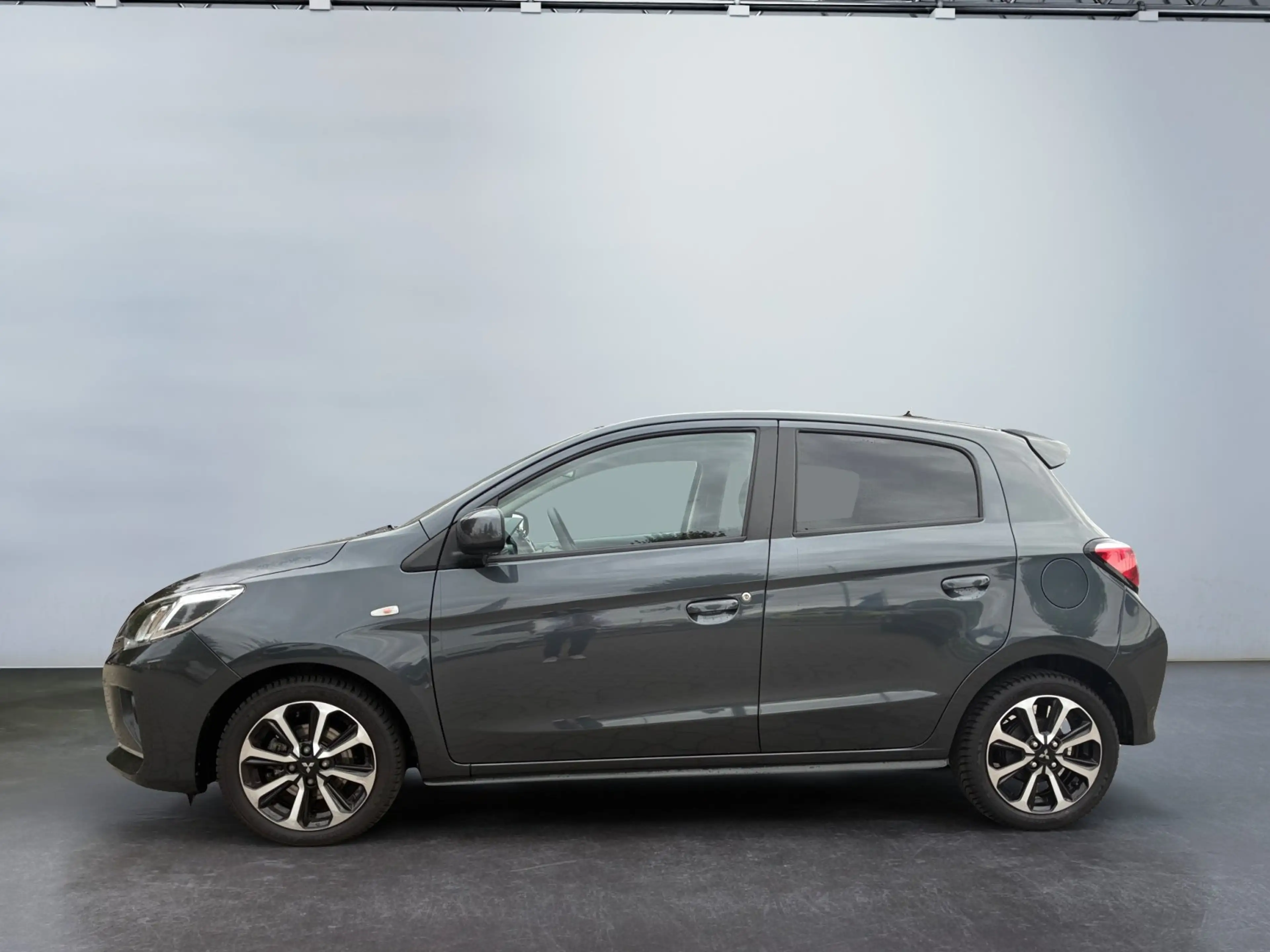 Mitsubishi Space Star Select+ 1.2 MIVEC CVT Tempomat Klima — photo 3