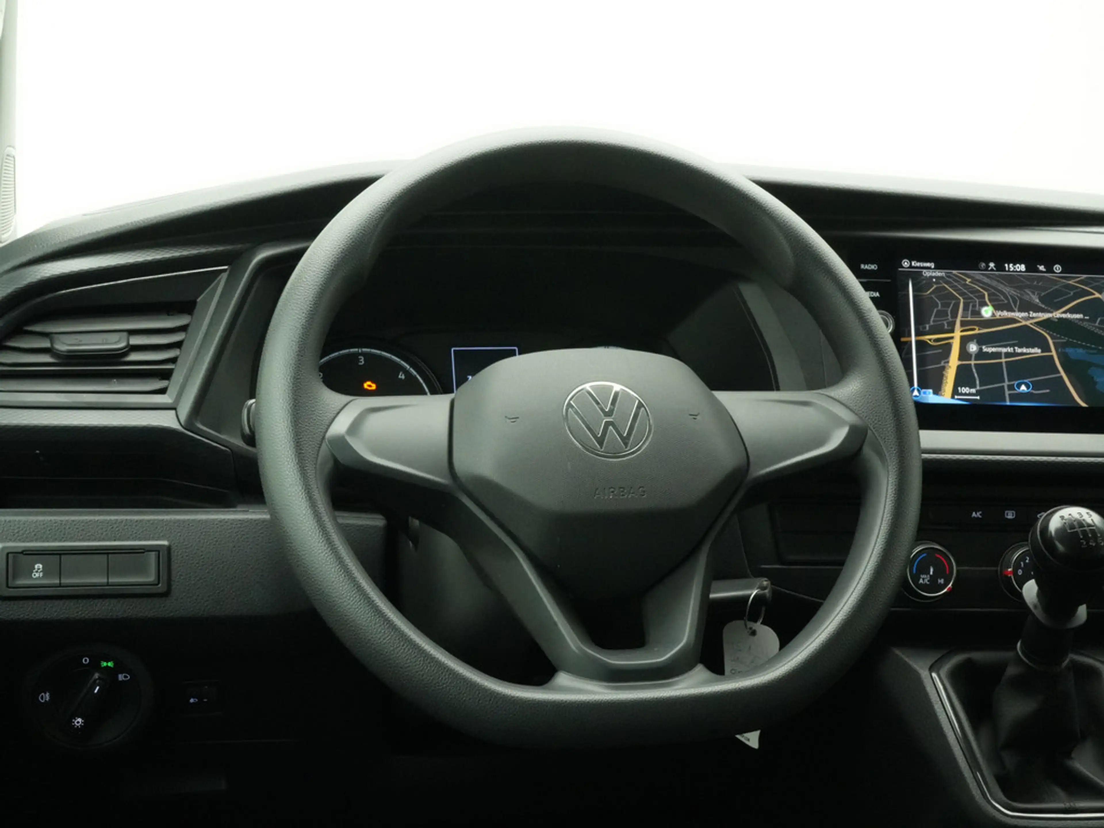 Volkswagen T6.1 Multivan Family 7 SITZER CARPLAY AHK KAM — photo 14