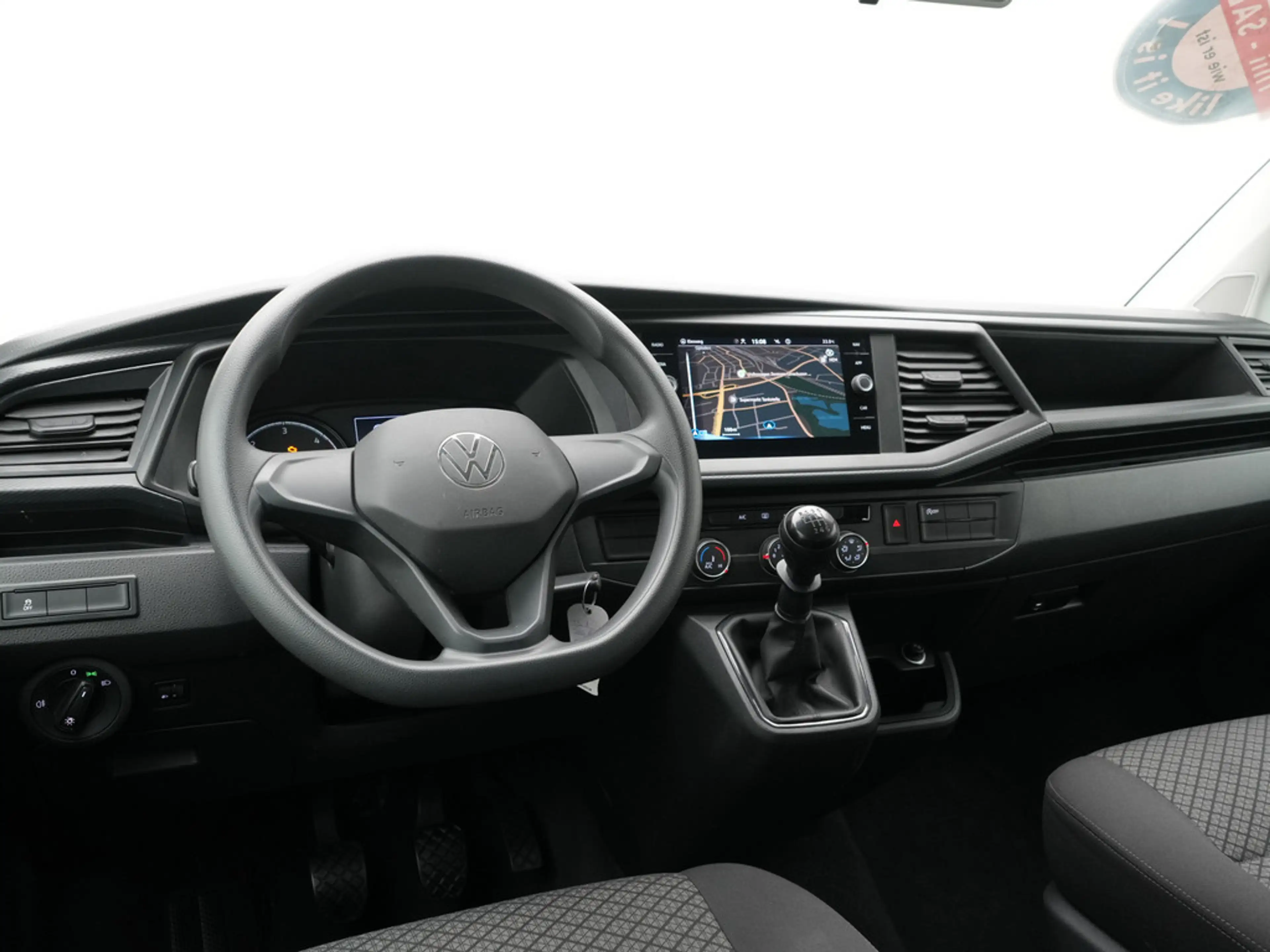 Volkswagen T6.1 Multivan Family 7 SITZER CARPLAY AHK KAM — photo 6