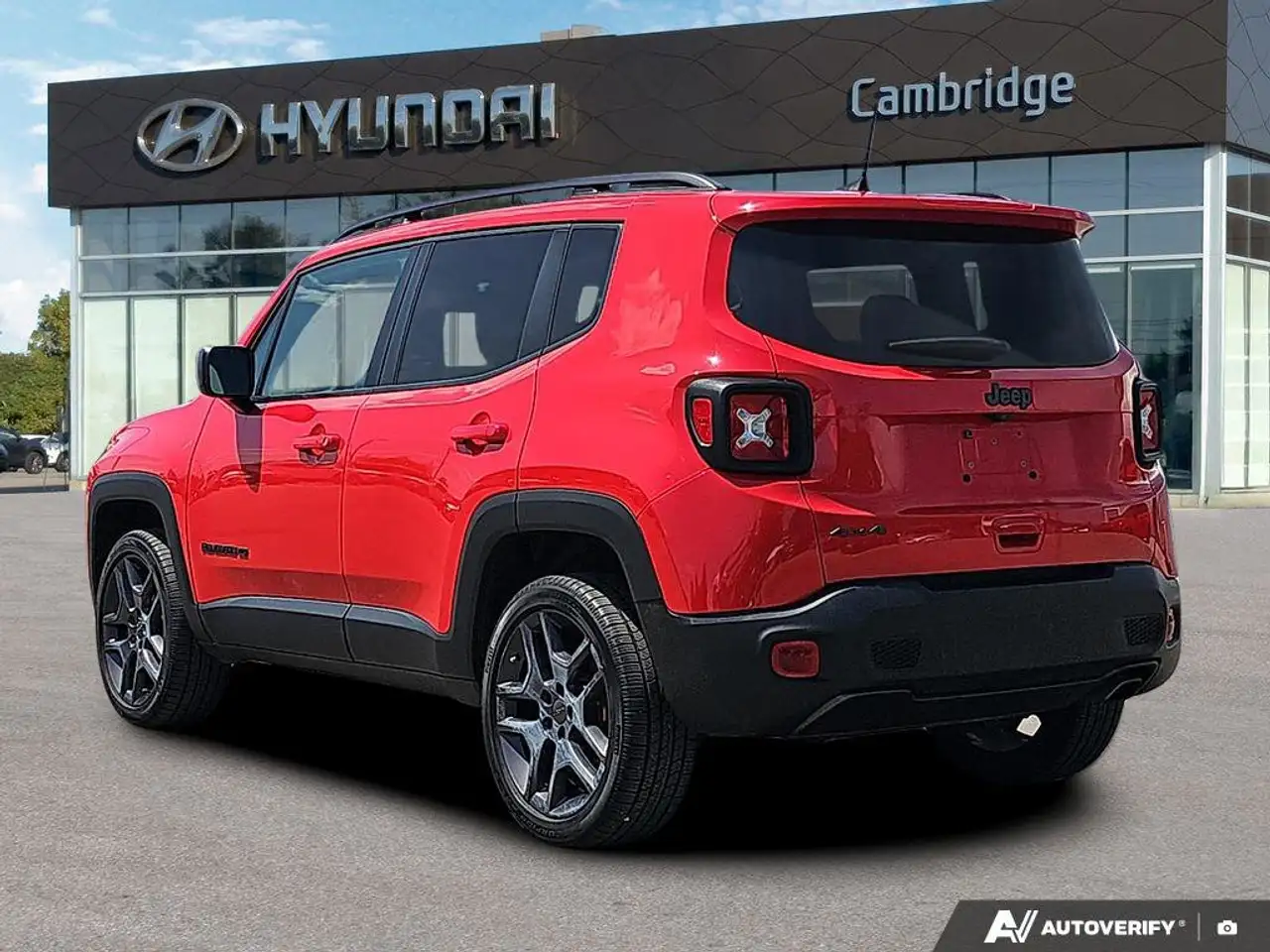 Jeep Renegade снимка Jeep Renegade