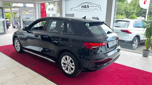 Audi A3 view 3