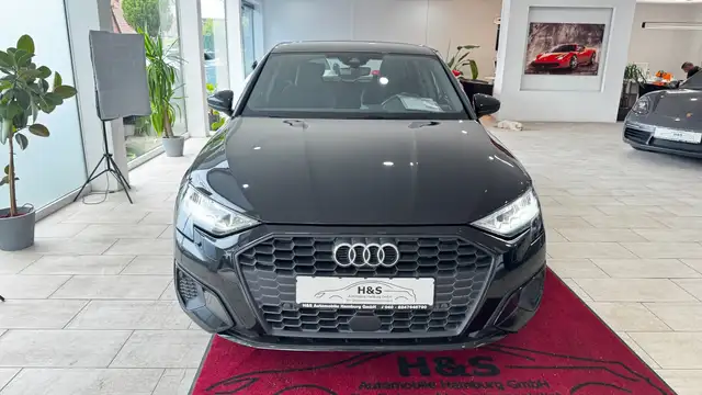 Audi A3 view 4