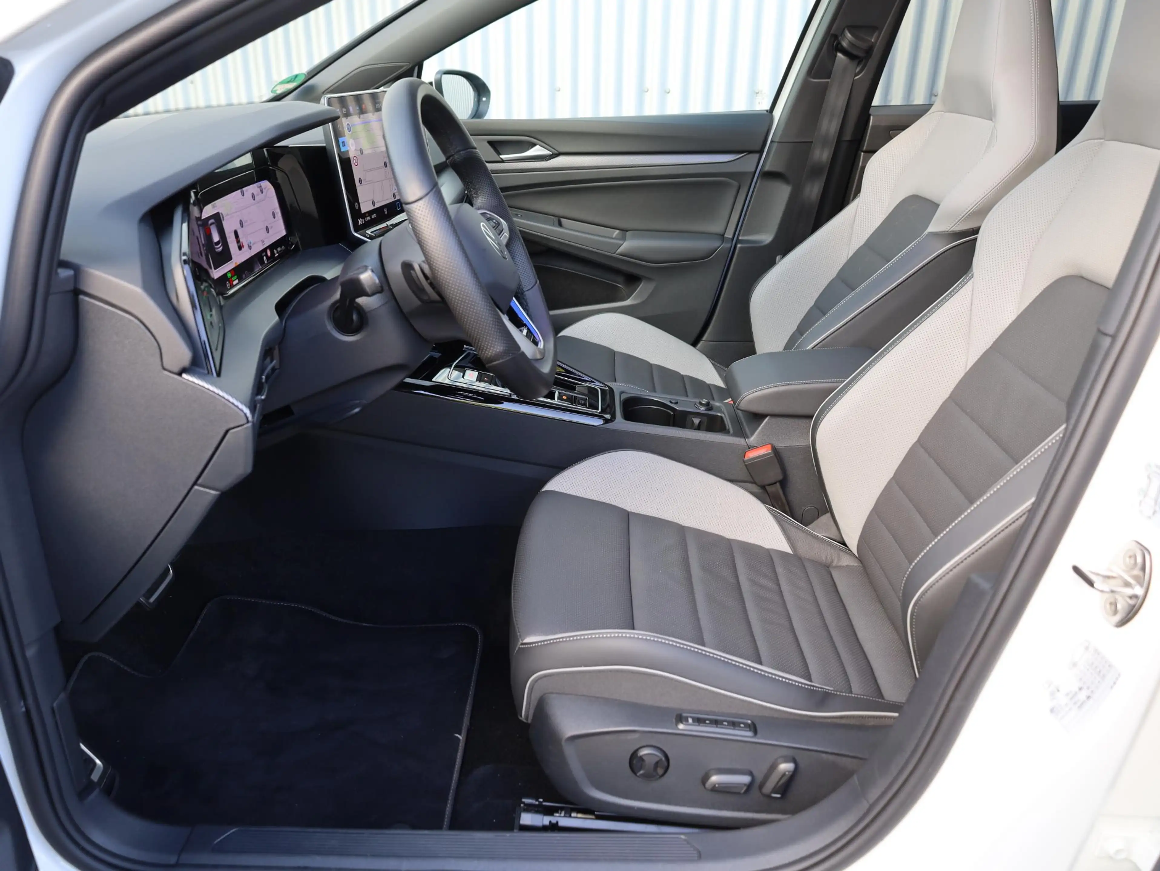 Volkswagen Golf GTE 1.5 eHybrid 272PK | Panodak | Leer | 360° | Garant — photo 48