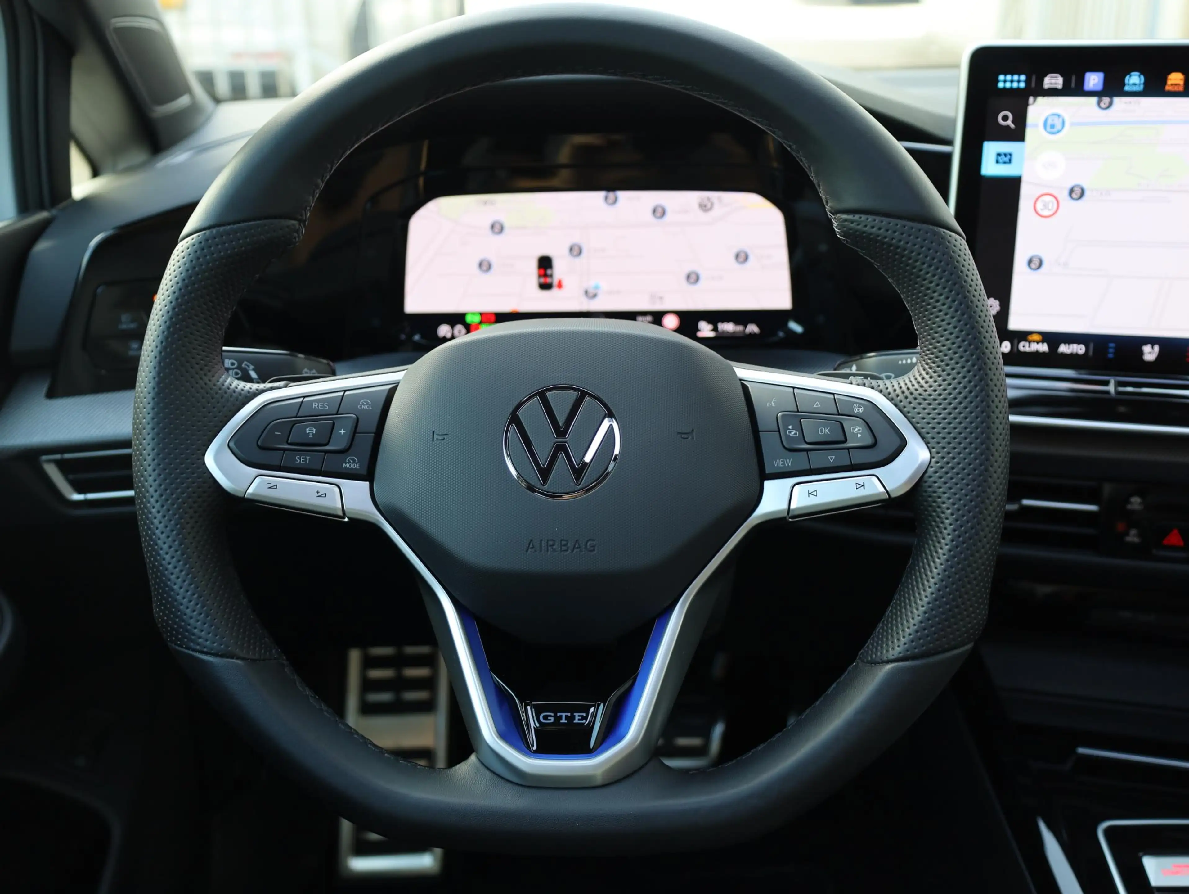 Volkswagen Golf GTE 1.5 eHybrid 272PK | Panodak | Leer | 360° | Garant — photo 11