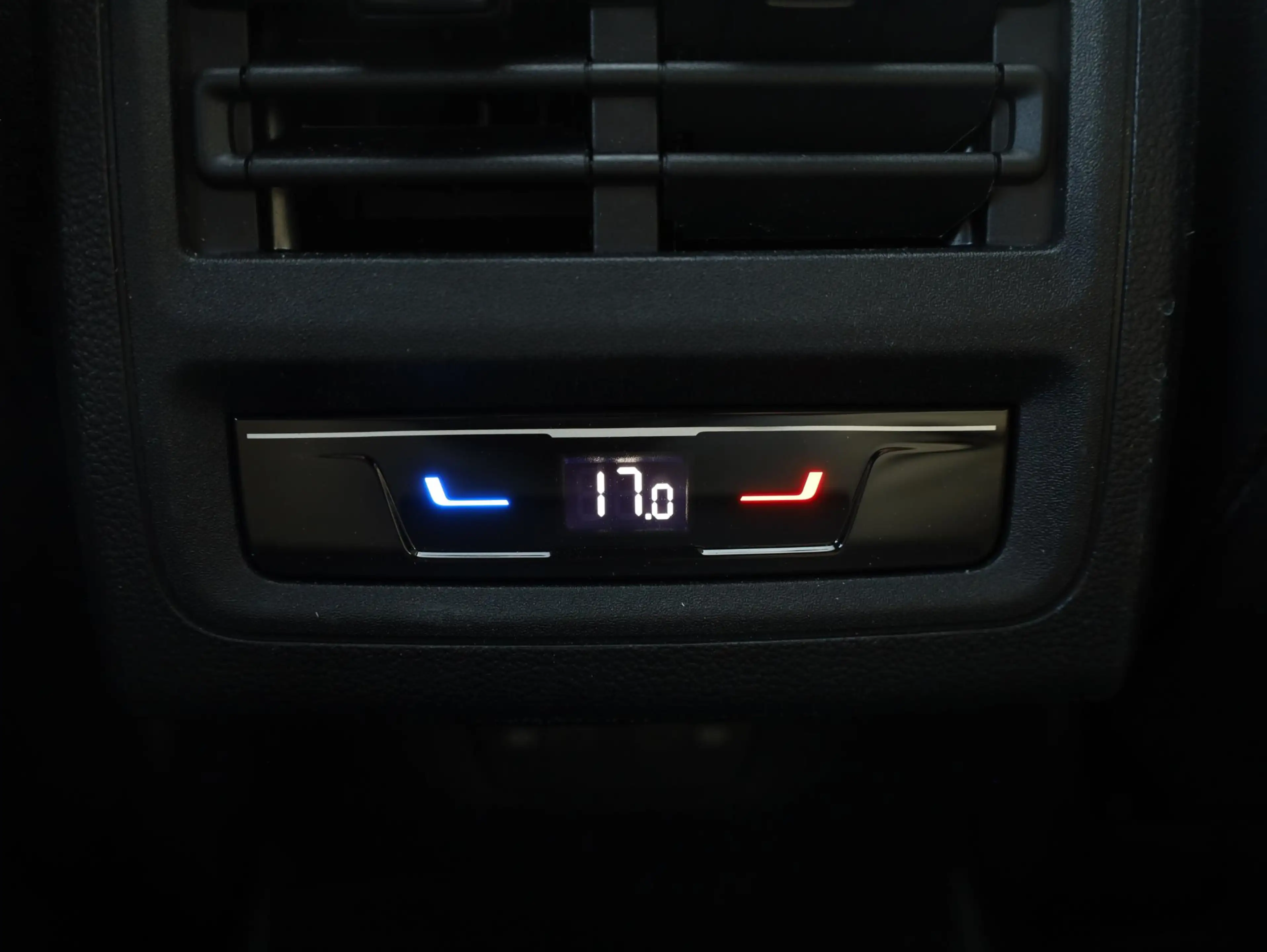 Volkswagen Golf GTE 1.5 eHybrid 272PK | Panodak | Leer | 360° | Garant — photo 34