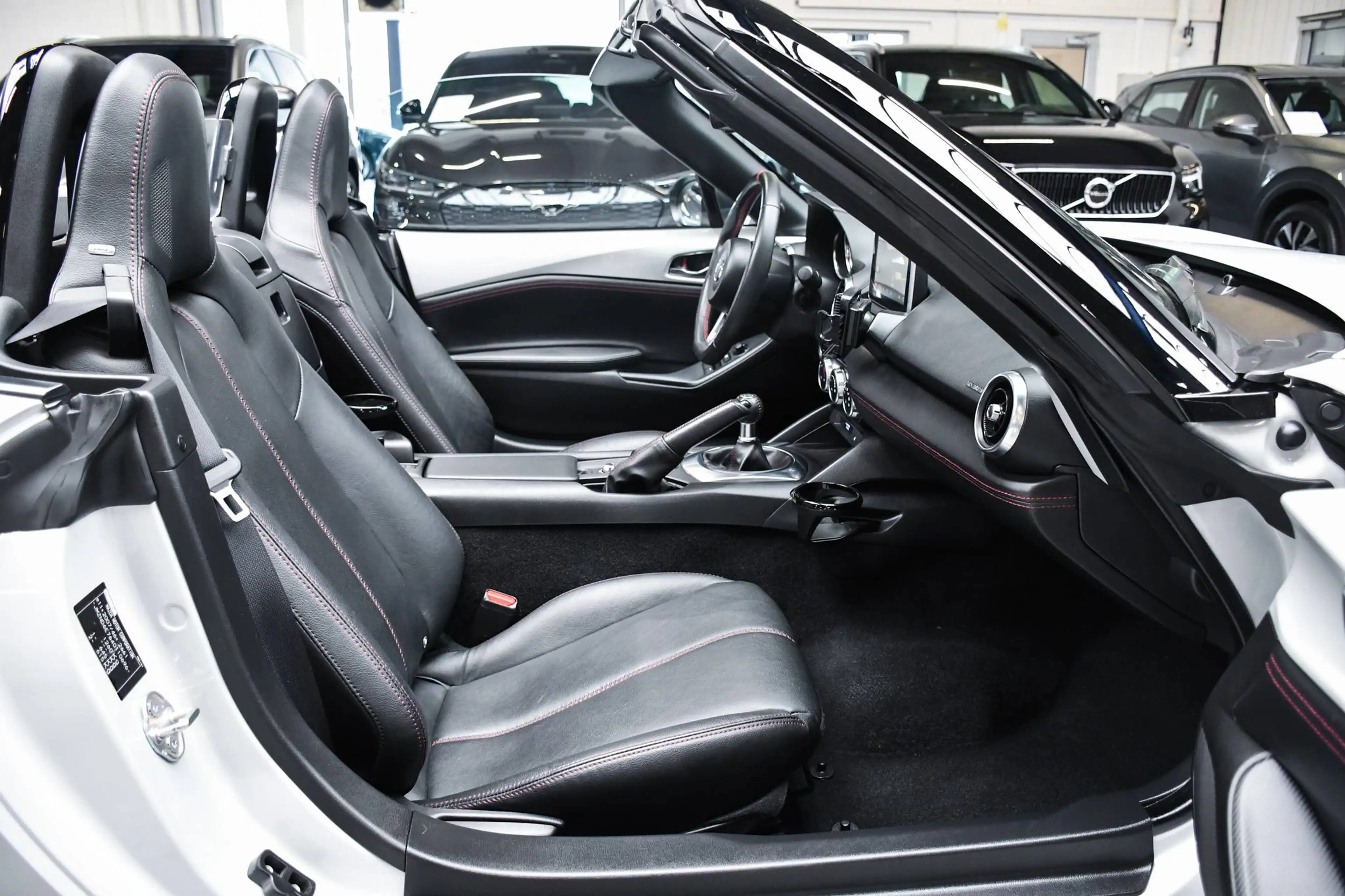 Mazda MX-5 MX-5 Cabriolet 2.0i Skyactiv-G Skycruise - NAVIGATIE / CAMERA / SMARTLINK / PDC / CC — photo 6