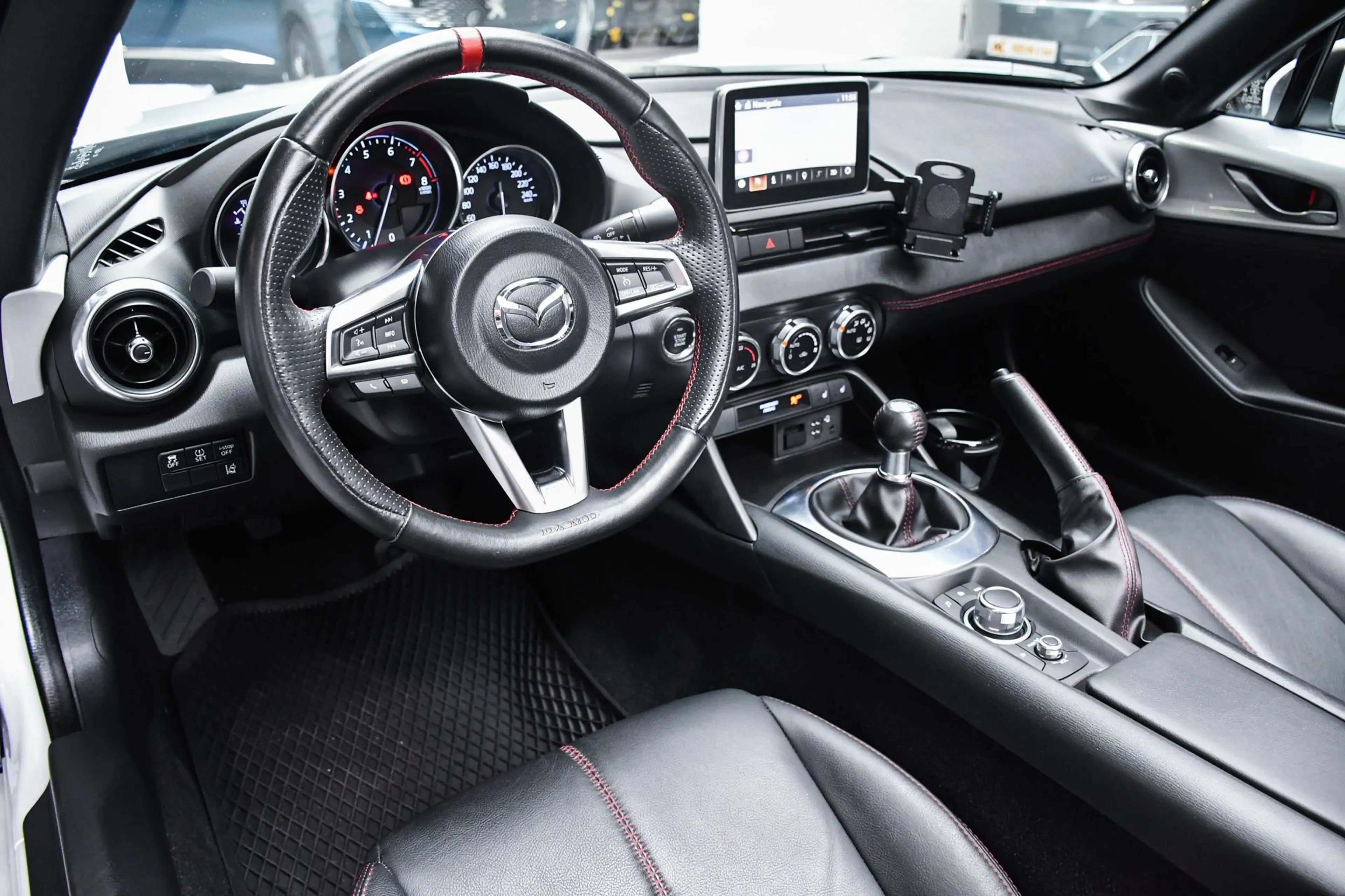 Mazda MX-5 MX-5 Cabriolet 2.0i Skyactiv-G Skycruise - NAVIGATIE / CAMERA / SMARTLINK / PDC / CC — photo 8