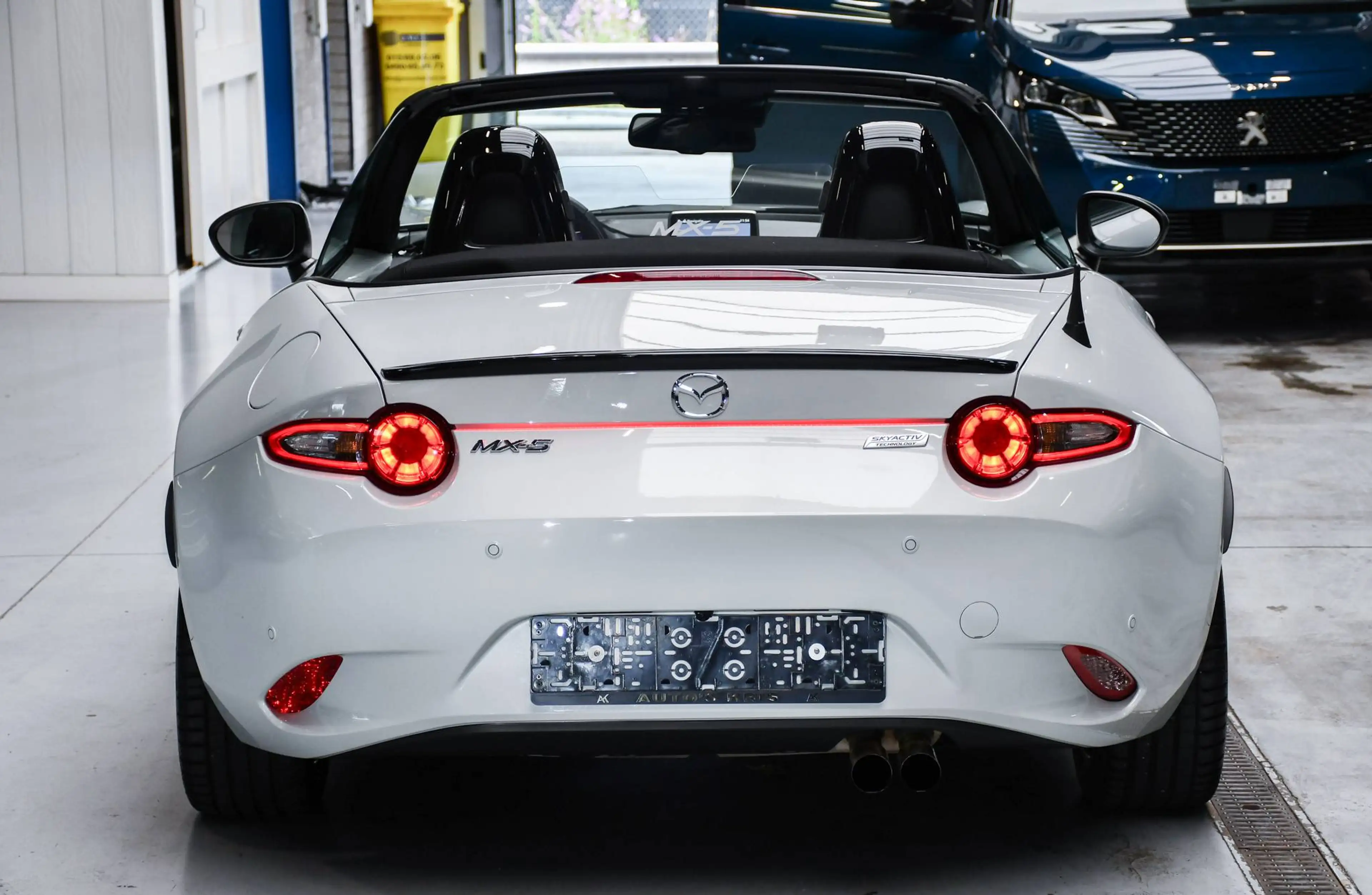 Mazda MX-5 MX-5 Cabriolet 2.0i Skyactiv-G Skycruise - NAVIGATIE / CAMERA / SMARTLINK / PDC / CC — photo 5