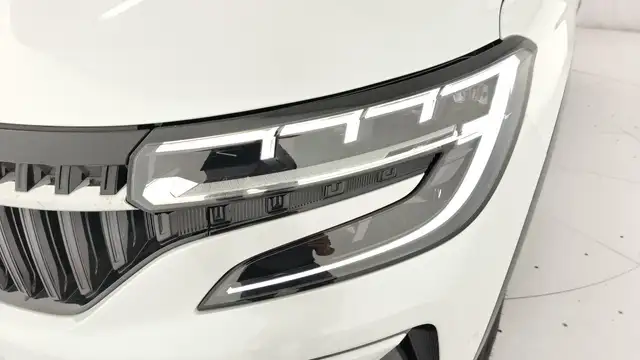 Renault Espace view 8