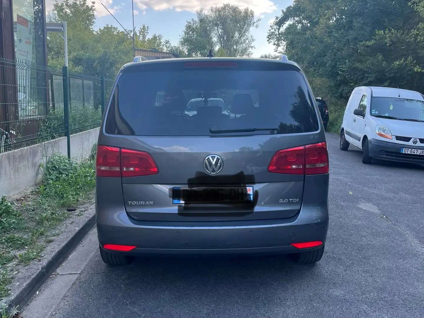 Volkswagen Touran Touran 2.0 TDI 140 FAP BlueMotion Carat DSG6 Gris - 1