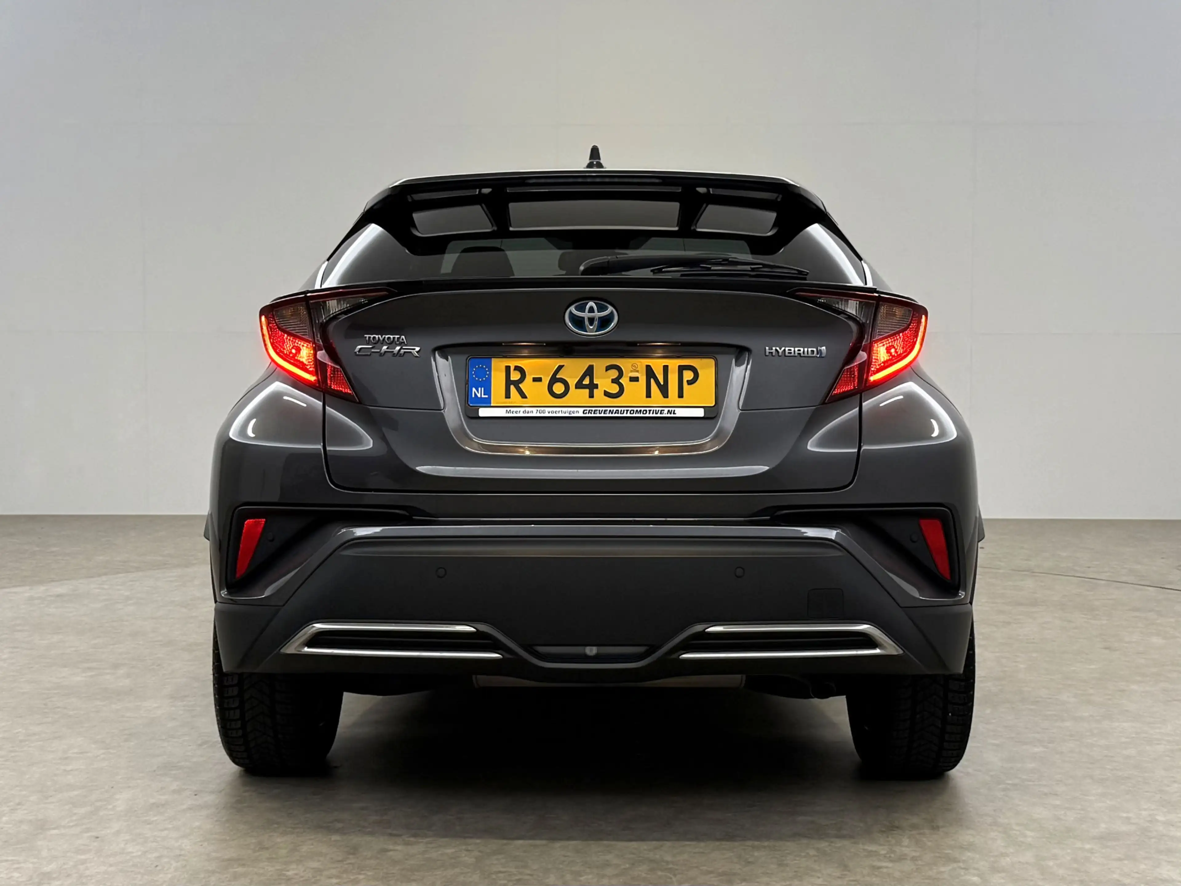 Toyota C-HR 2.0 Hybrid Style | Camera | Carplay | Cruise | LED — photo 11