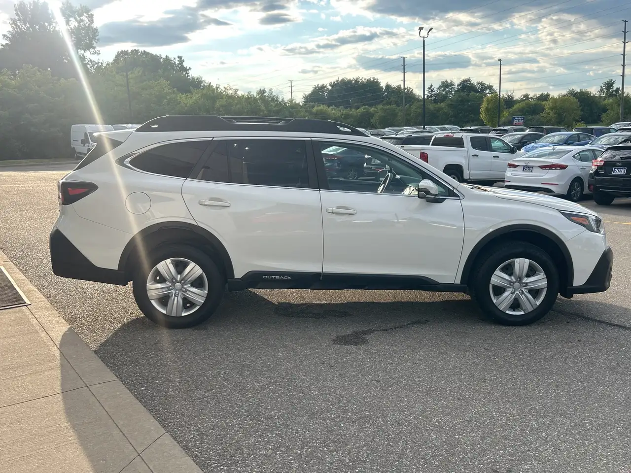 Subaru OUTBACK photo Subaru OUTBACK