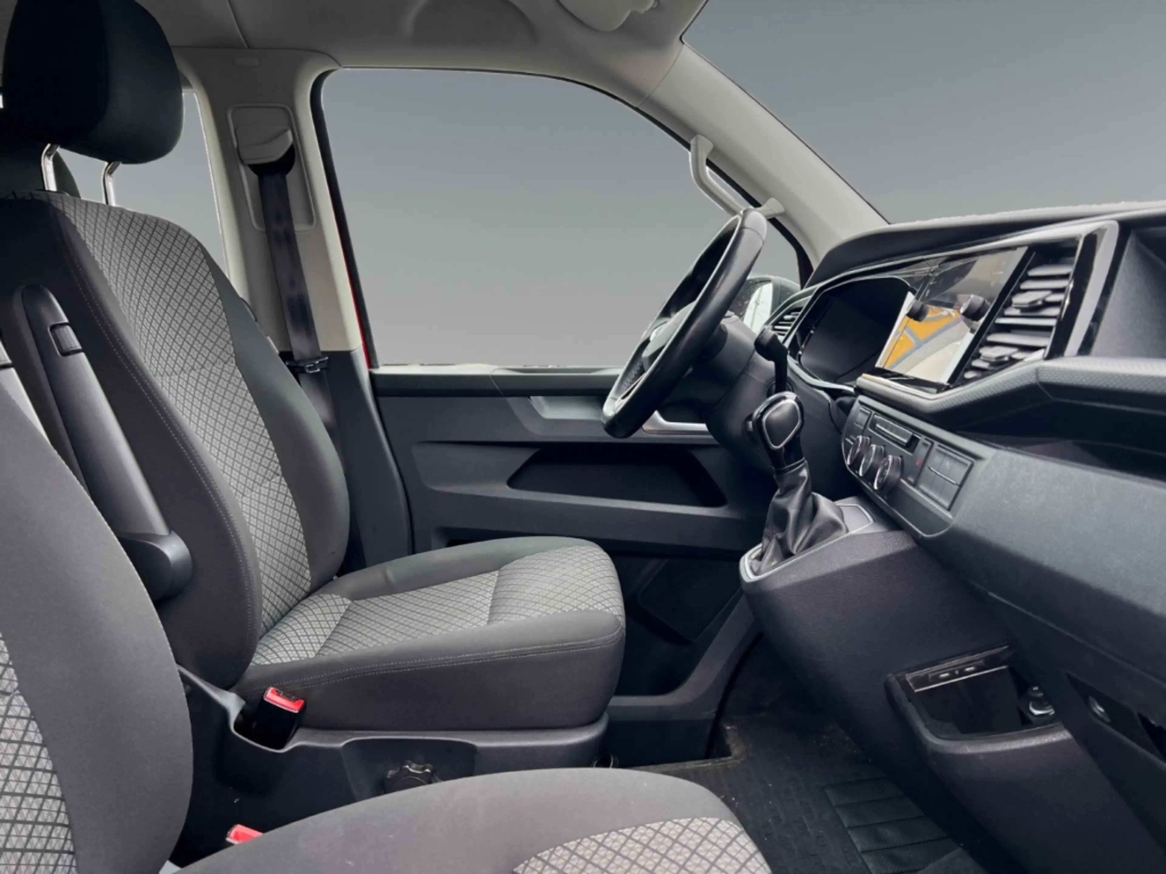 Volkswagen T6.1 Multivan 4MOTION Navi Kamera AHK Standheizung — photo 6