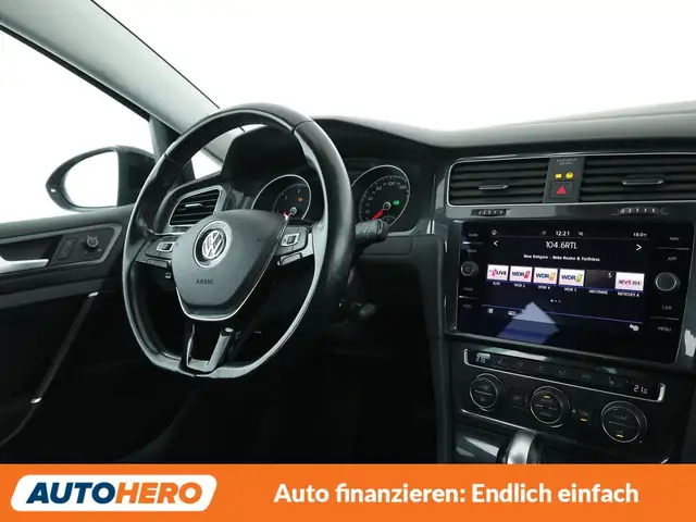 Volkswagen Golf view 13
