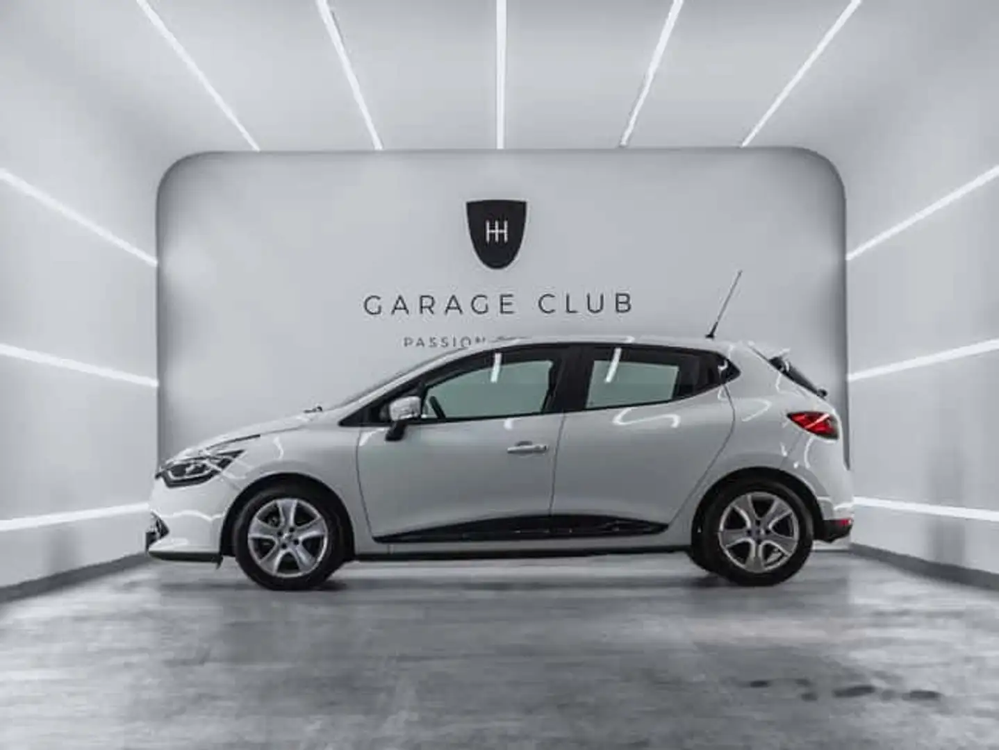 Renault Clio TCe eco2 Energy Dynamique - 2