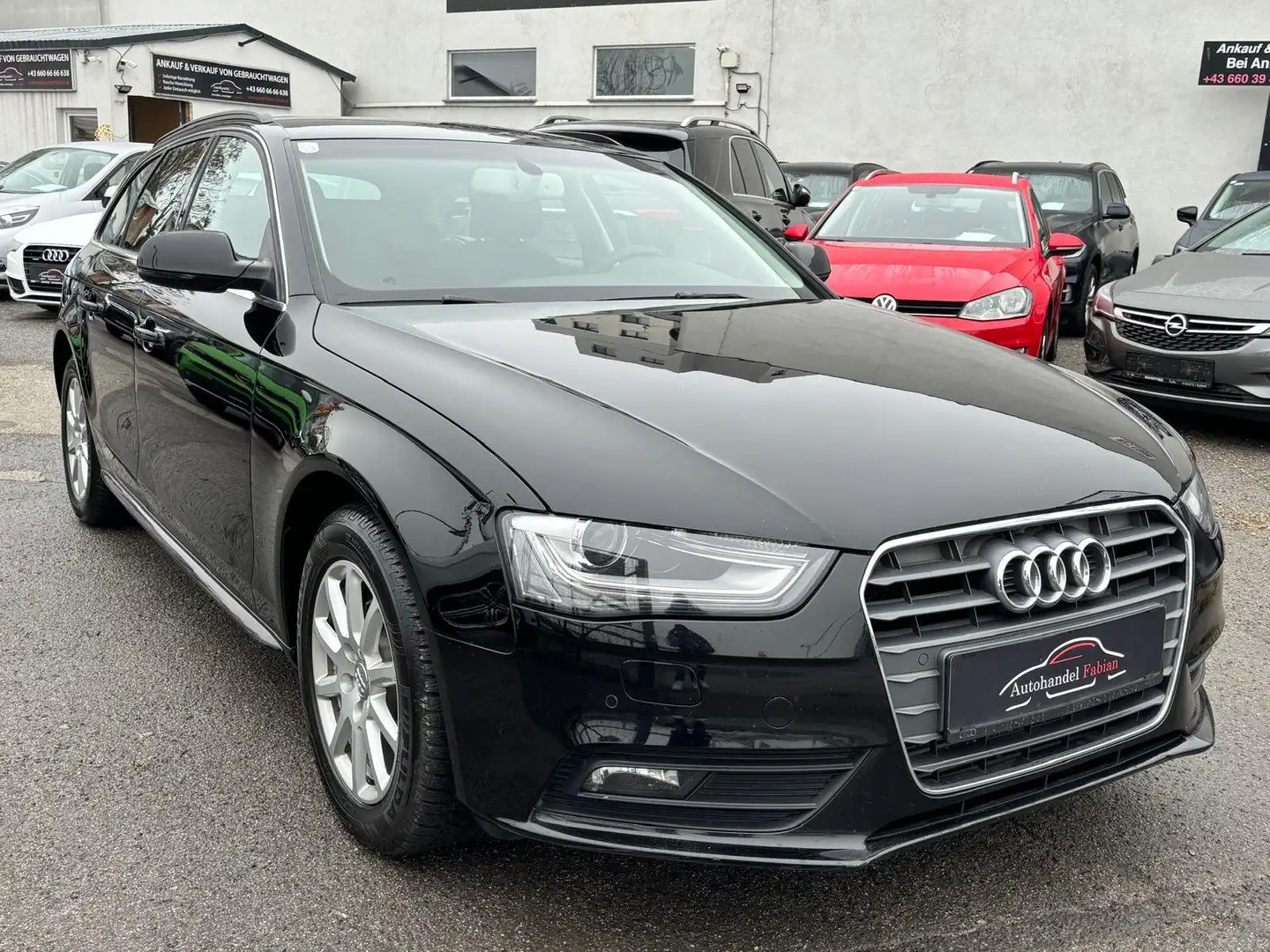 Audi A4 Avant 2,0 TDI Style 120PS Pickerl Parkhilf Sitzhei Noir - 2